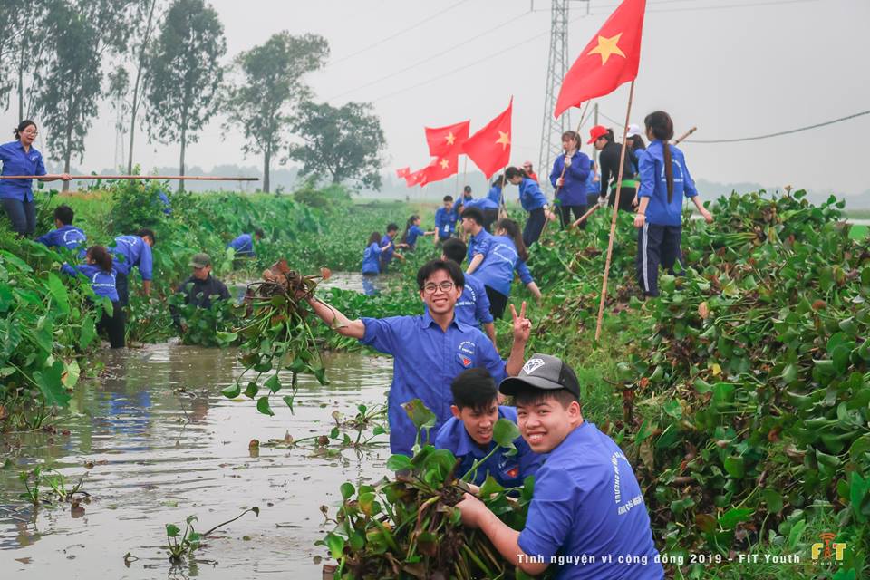 Tuổi trẻ khoa Công nghệ thông tin tình nguyện vì cuộc sống cộng đồng