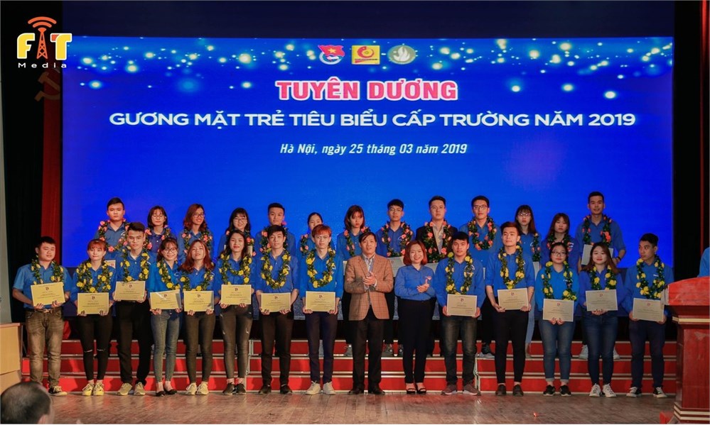 Tuyên dương gương mặt trẻ tiêu biểu cấp Trường năm 2019