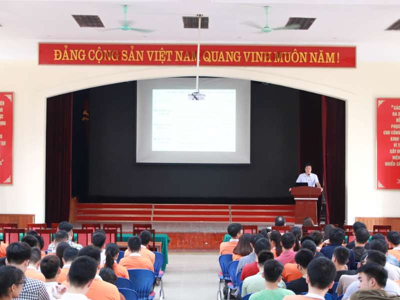 Tư vấn đăng ký học kỳ cho sinh viên hệ Đại học chính quy K11,12