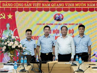 Đại hội chi bộ Khoa Công nghệ thông tin nhiệm kỳ 2022-2025