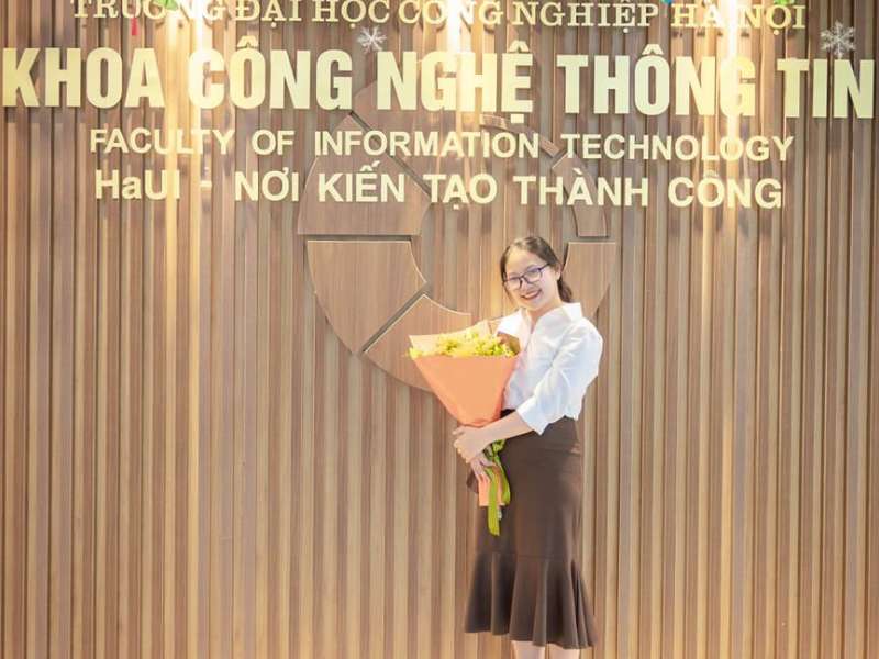 Tỏa sáng với niềm đam mê Nghiên cứu khoa học