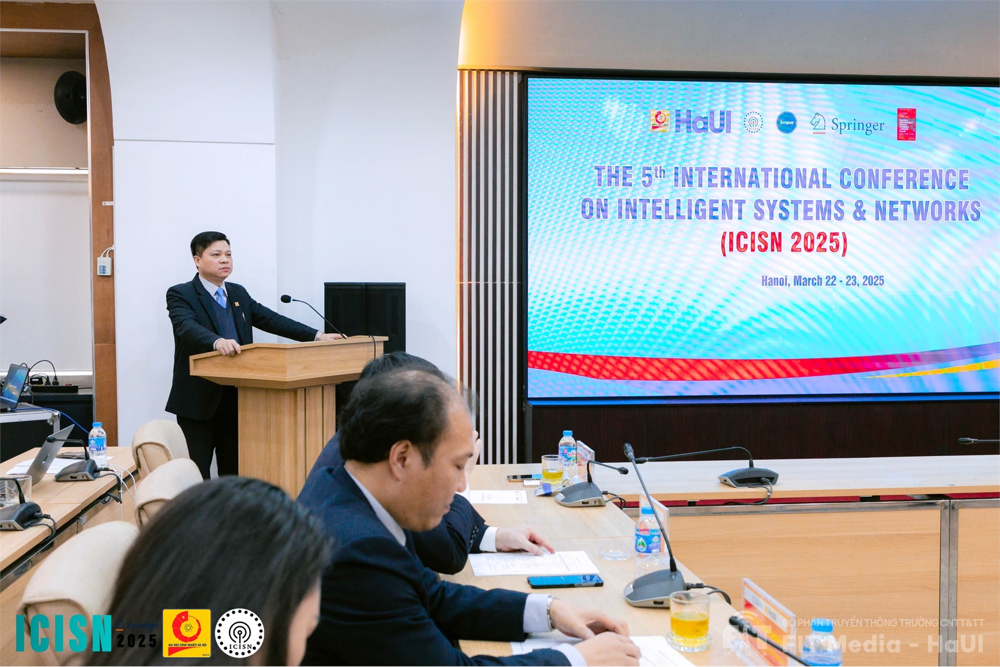 Hội thảo quốc tế ICISN 2025 - Thách thức và cơ hội trong hệ thống và mạng thông minh
