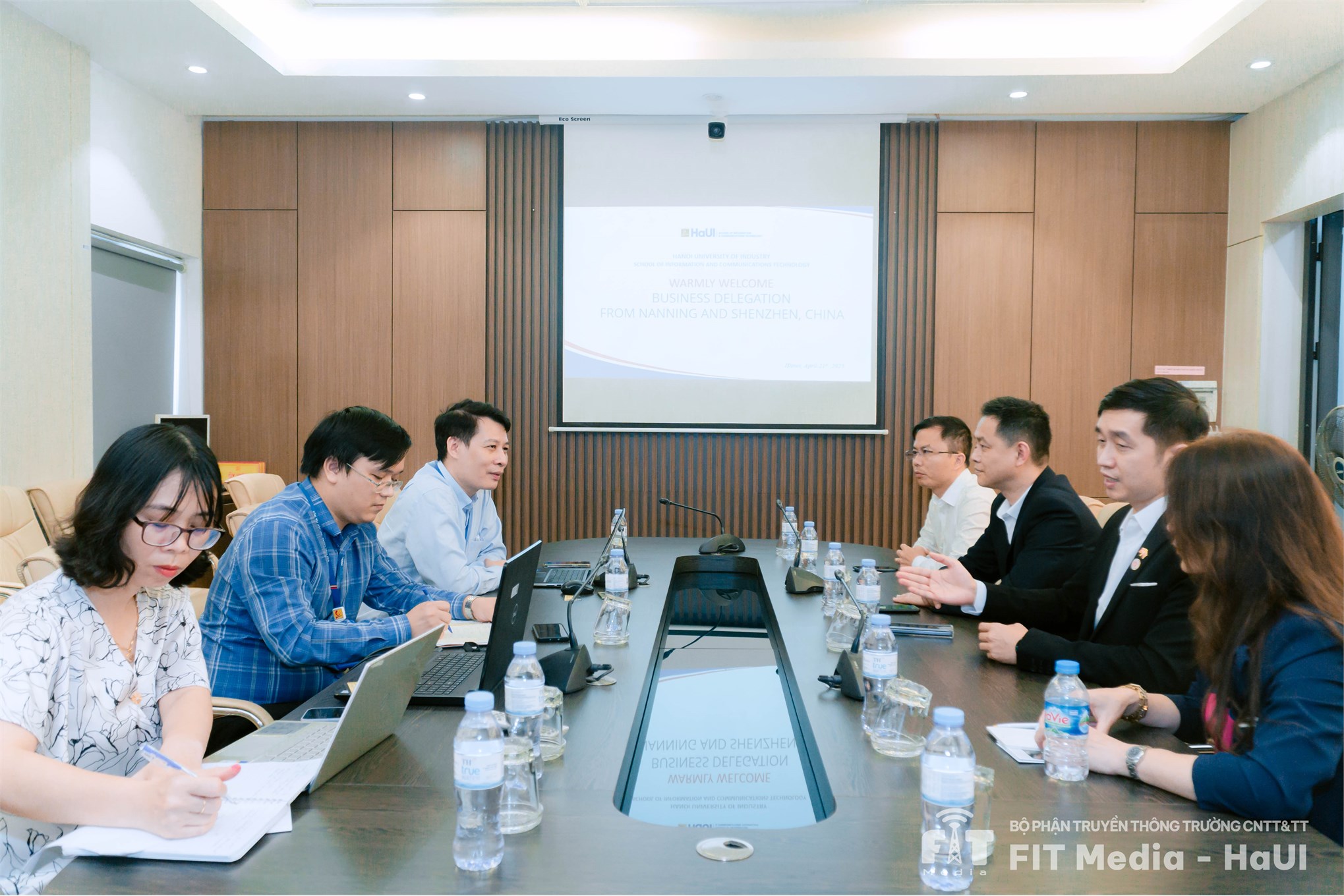 SICT mở rộng hợp tác Quốc tế: Chào đón đoàn Doanh nghiệp Công nghệ cao Thâm Quyến