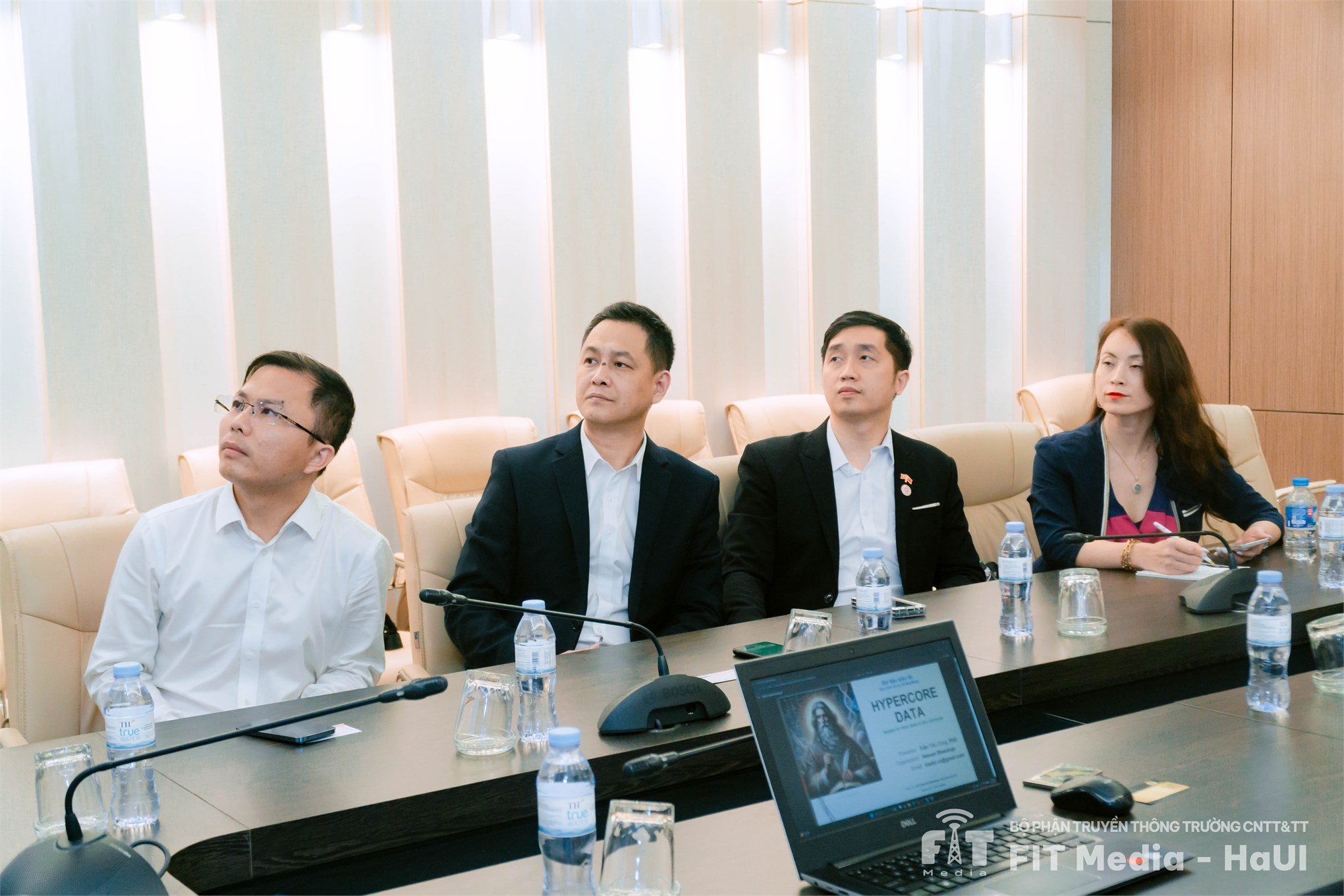 SICT mở rộng hợp tác Quốc tế: Chào đón đoàn Doanh nghiệp Công nghệ cao Thâm Quyến