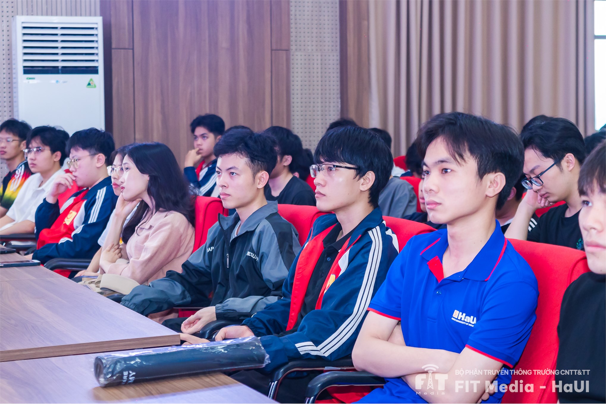 Hội thảo “Hành trang Cử nhân Công nghệ thông tin cho thị trường Hàn Quốc” – Cơ hội và định hướng nghề nghiệp quốc tế cho sinh viên SICT