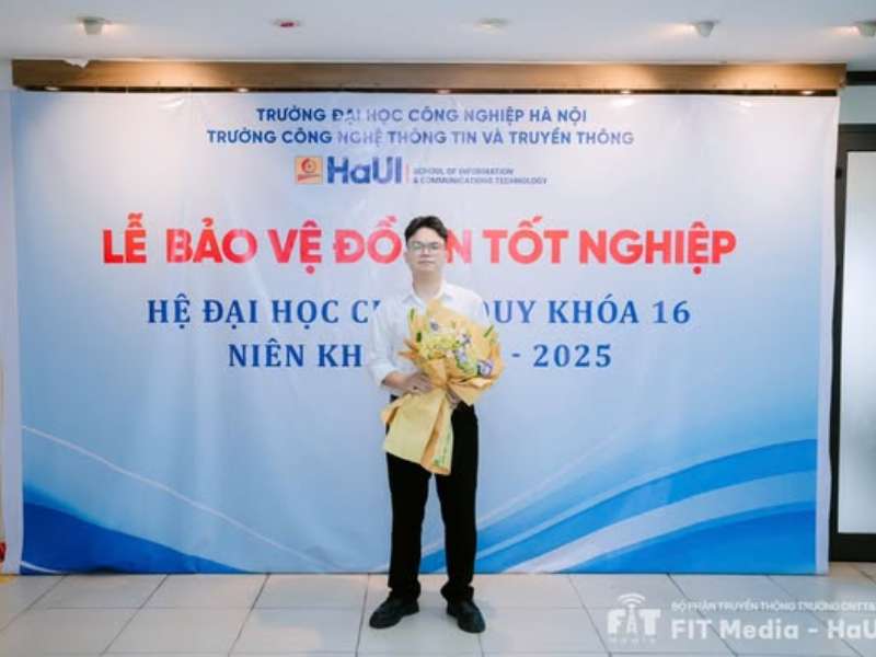 Sinh viên Quản Anh Đức - Một hành trình nỗ lực và tỏa sáng của sinh viên ngành Kỹ thuật phần mềm SICT