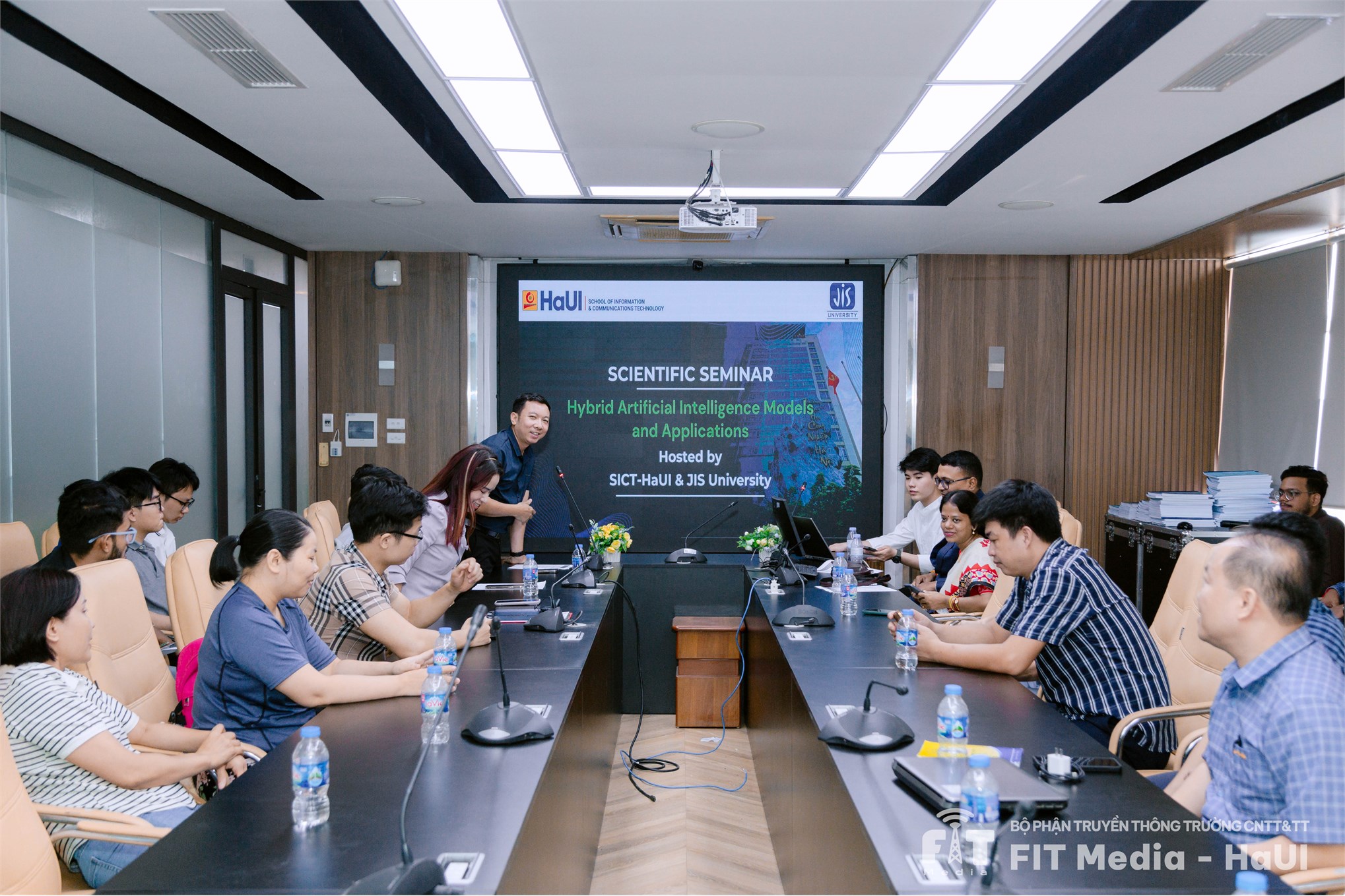 Hội thảo khoa học Quốc tế - Các mô hình Trí tuệ nhân tạo lai và Ứng dụng