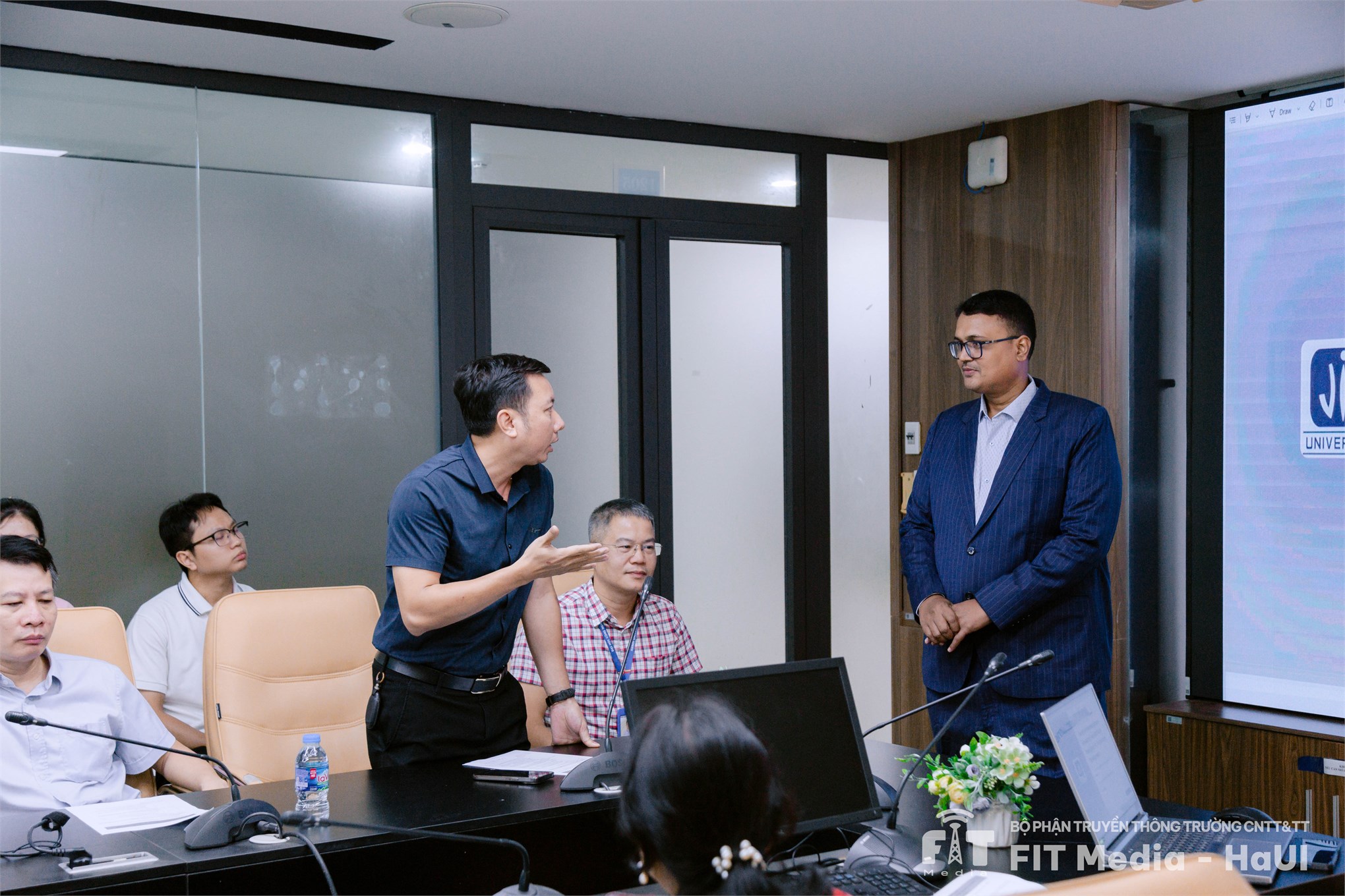 Hội thảo khoa học Quốc tế - Các mô hình Trí tuệ nhân tạo lai và Ứng dụng