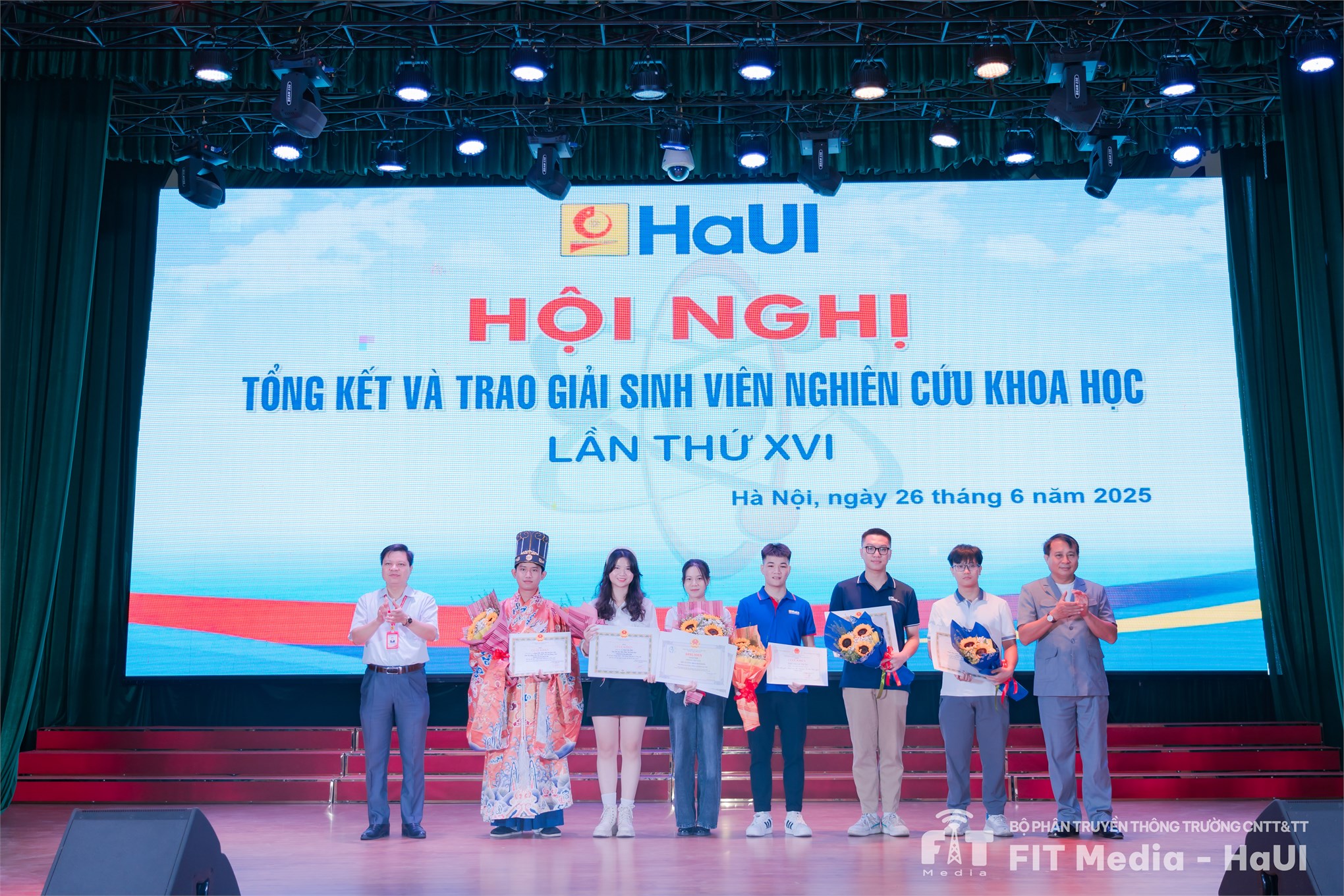 Tổng kết hoạt động nghiên cứu khoa học sinh viên năm học 2024-2025