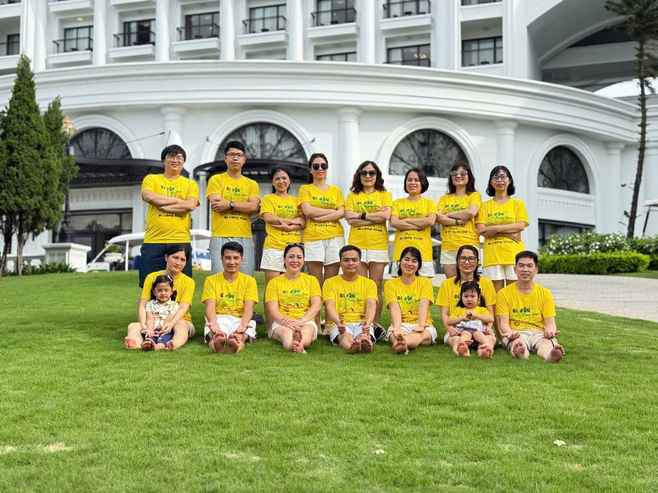 CHUYẾN THĂM QUAN NGHĨ DƯỠNG TẠI VINPERAL HẠ LONG - HÀNH TRÌNH ĐÁNG NHỚ – KHI TẬP THỂ SICT (HAUI)CÙNG NHAU GẮN KẾT