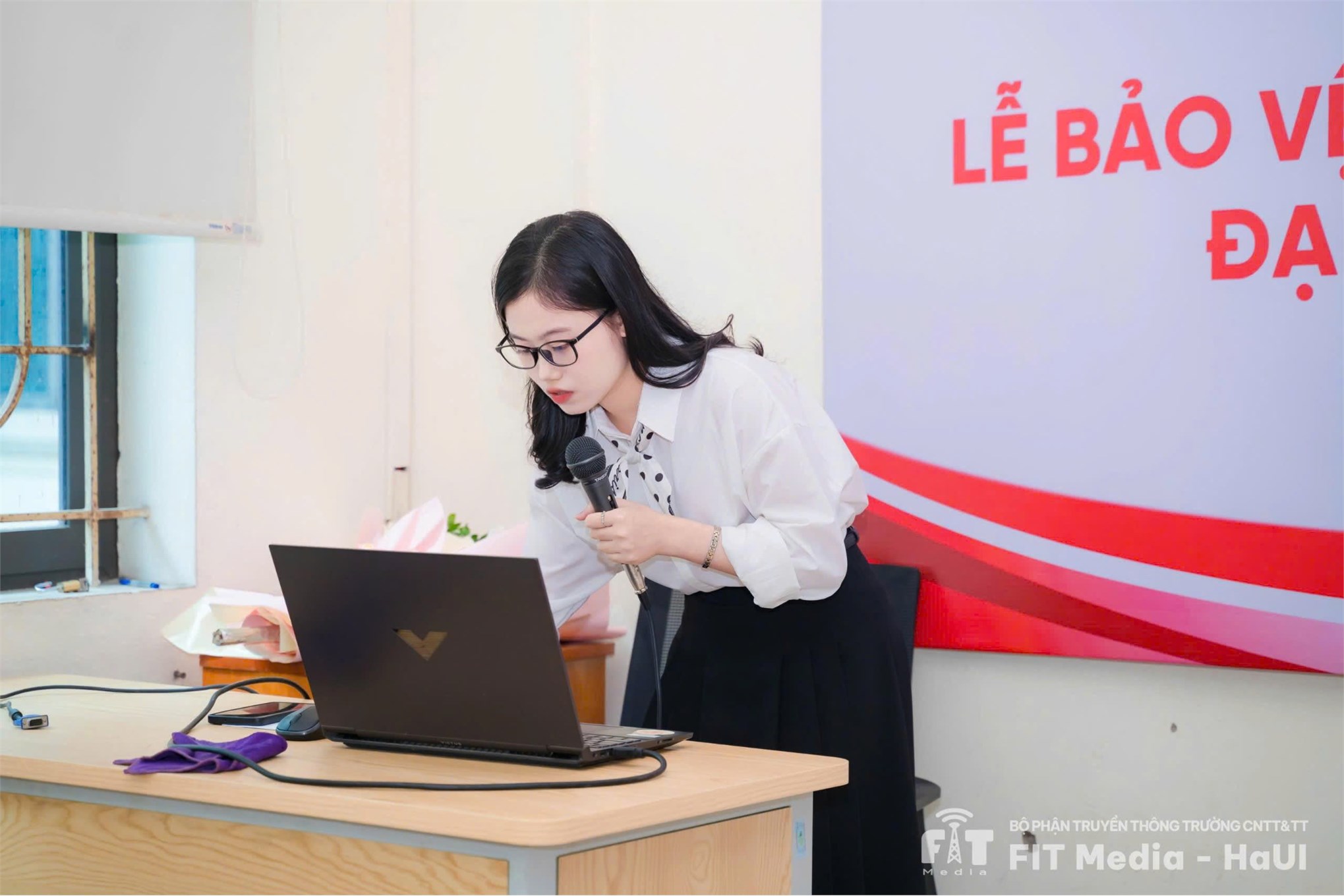 Nguyễn Trang Nhung – Nữ sinh Hệ thống thông tin xuất sắc, vững vàng tri thức – kiên định tương lai