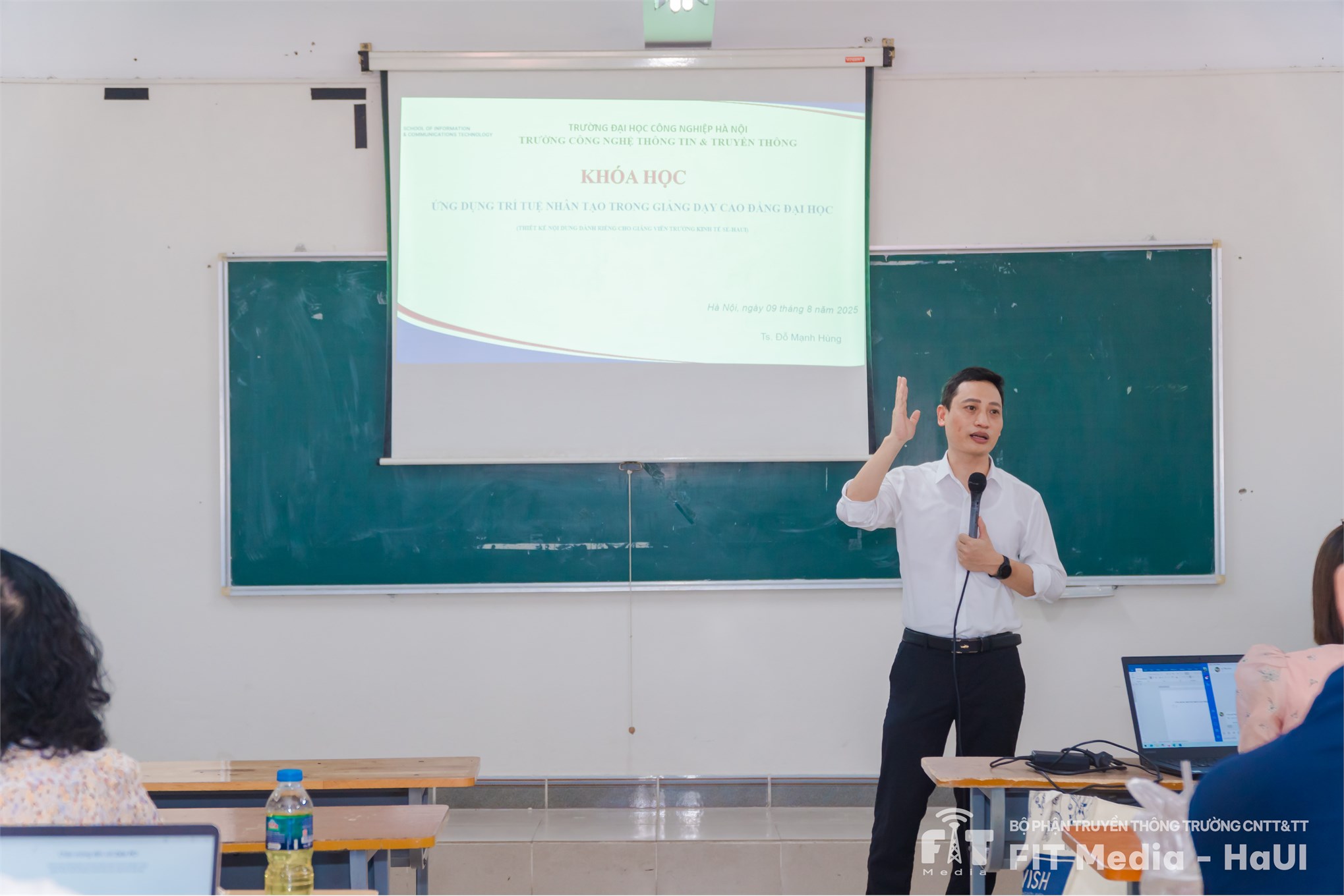 Khóa bồi dưỡng chuyên đề: “Ứng dụng trí tuệ nhân tạo trong giảng dạy bậc cao đẳng và đại học”