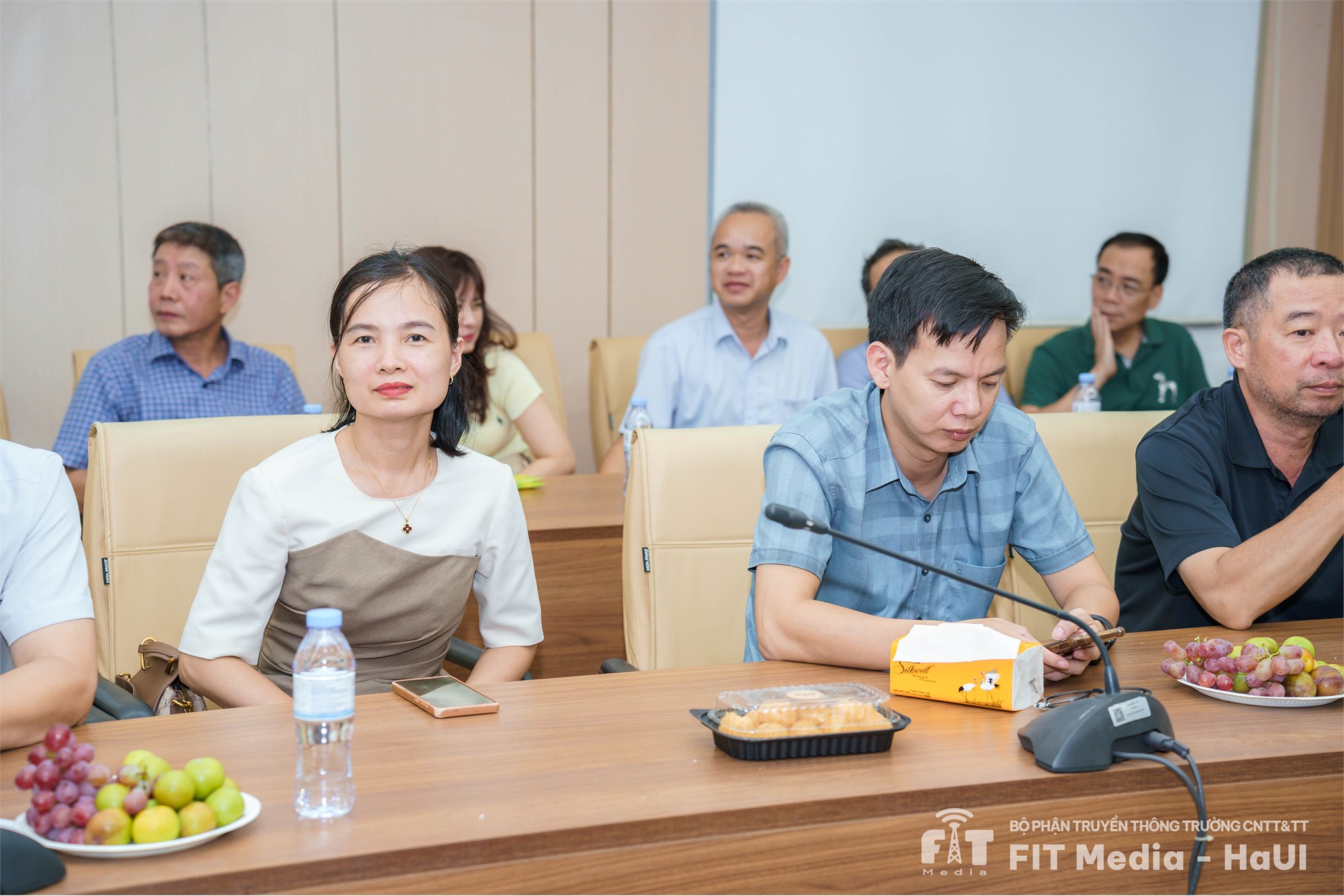 Trường Công nghệ thông tin và Truyền thông tổ chức Hội nghị viên chức, người lao động: Tổng kết năm học 2024-2025 và triển khai nhiệm vụ năm học 2025-2026