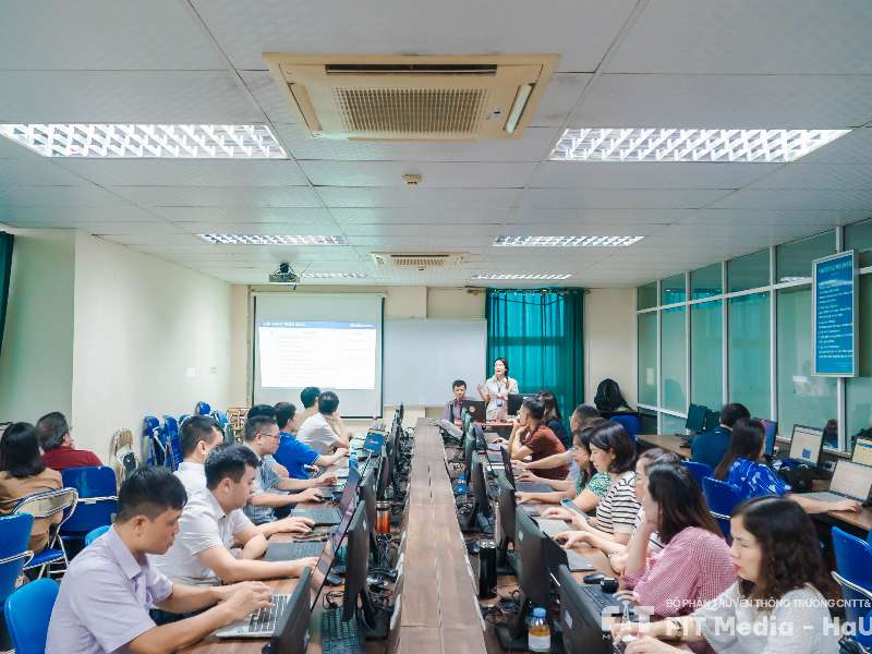 Khóa tập huấn “Phát triển năng lực số” – nền tảng chiến lược cho đào tạo và hội nhập trong kỷ nguyên số– nền tảng chiến lược cho đào tạo và hội nhập trong kỷ nguyên số