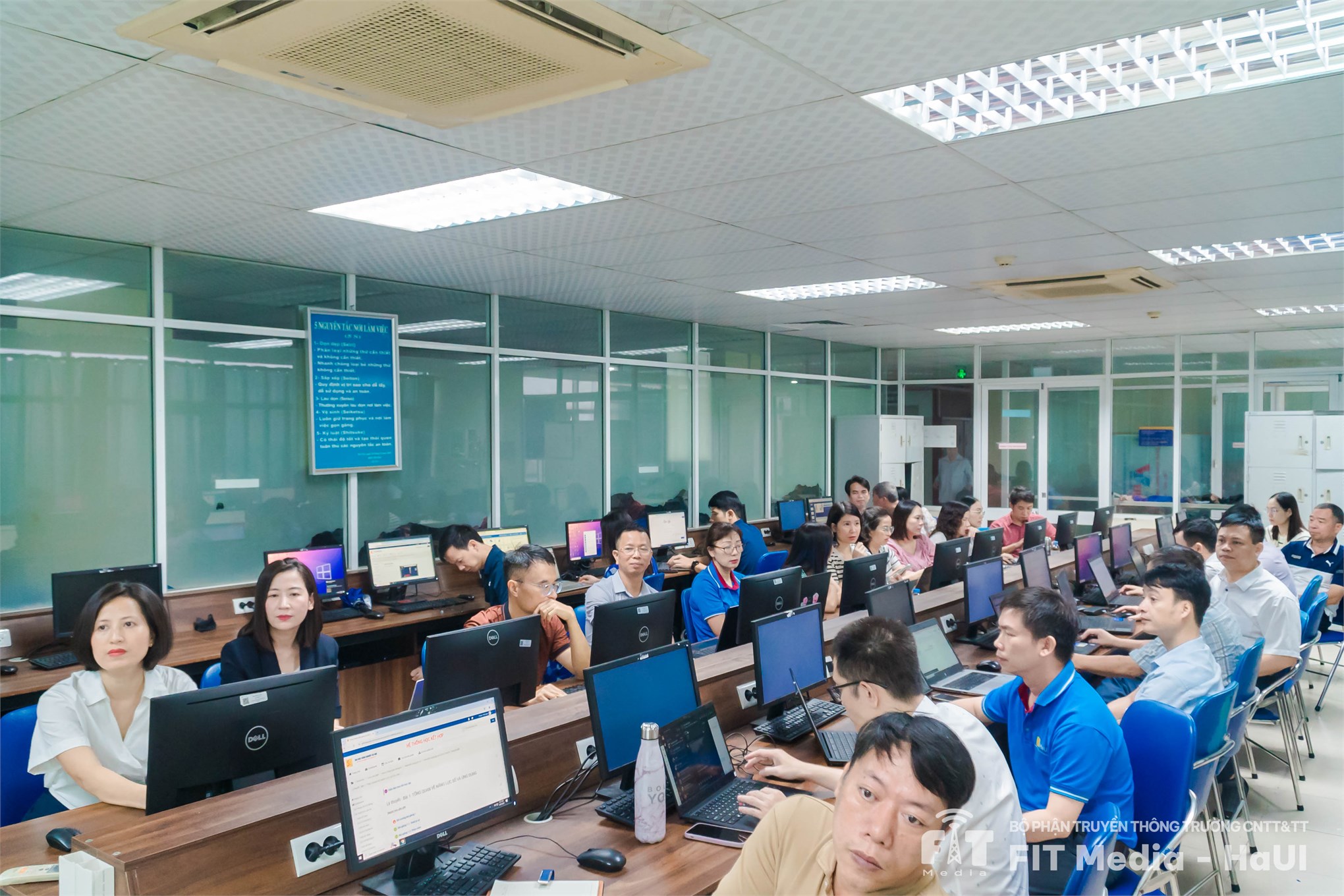 khóa tập huấn “phát triển năng lực số” – nền tảng chiến lược cho đào tạo và hội nhập trong kỷ nguyên số– nền tảng chiến lược cho đào tạo và hội nhập trong kỷ nguyên số