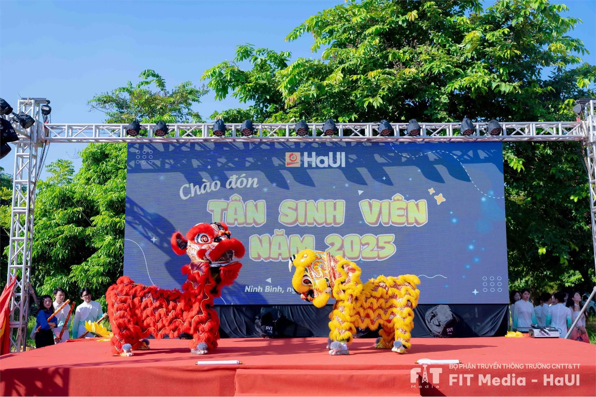 Chào đón Tân sinh viên K20 - Ngày hội của tuổi trẻ SICT