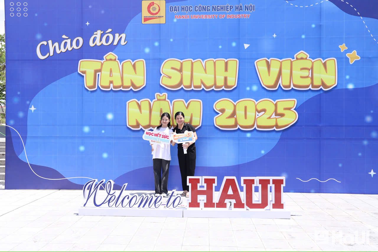 Chào đón Tân sinh viên K20 - Ngày hội của tuổi trẻ SICT