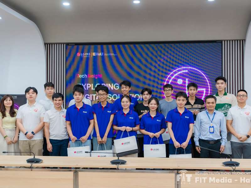 Tech Insight 2025 – Đồng kiến tạo tri thức, kết nối cộng đồng, nuôi dưỡng nhân tài số