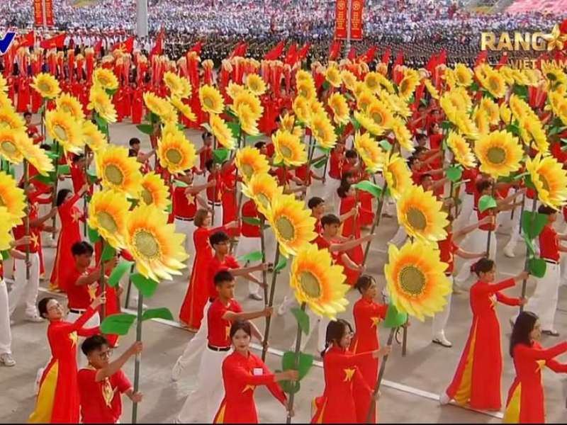 Tự hào sinh viên HaUI góp mặt tại Lễ diễu binh, diễu hành A80 — ghi dấu tinh thần “Khí phách Việt Nam”