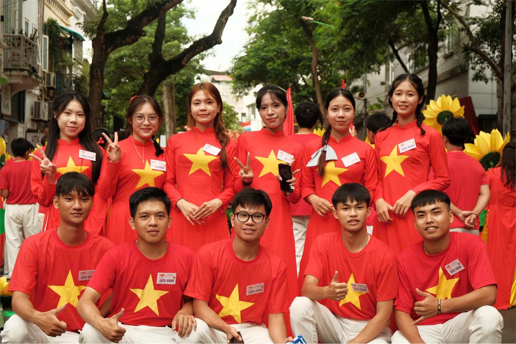 Tự hào sinh viên HaUI góp mặt tại Lễ diễu binh, diễu hành A80 — ghi dấu tinh thần “Khí phách Việt Nam”