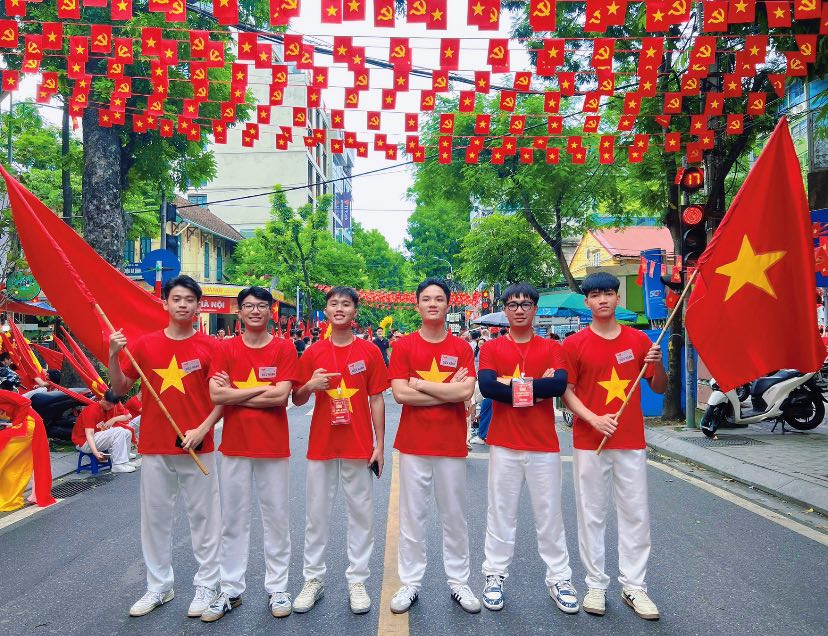 Tự hào sinh viên HaUI góp mặt tại Lễ diễu binh, diễu hành A80 — ghi dấu tinh thần “Khí phách Việt Nam”
