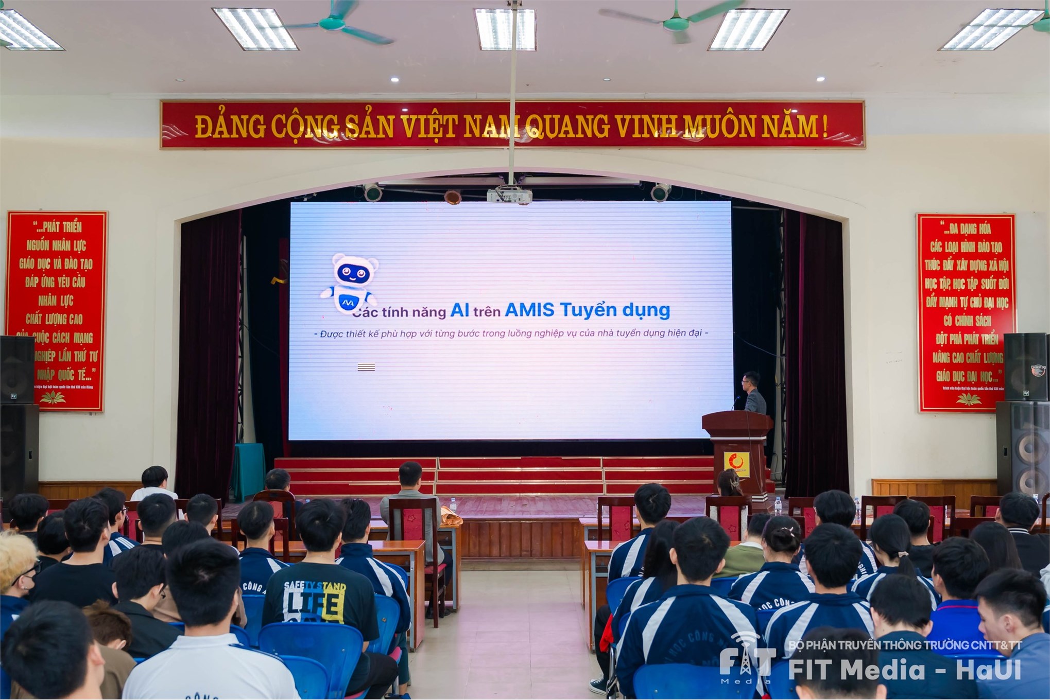 Talkshow “Lập trình viên thời đại AI” – Hành trình truyền cảm hứng từ MISA và SICT đến thế hệ kỹ sư công nghệ tương lai
