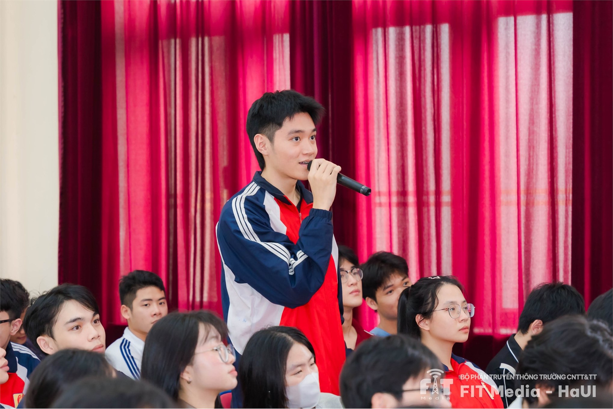 Talkshow “Lập trình viên thời đại AI” – Hành trình truyền cảm hứng từ MISA và SICT đến thế hệ kỹ sư công nghệ tương lai