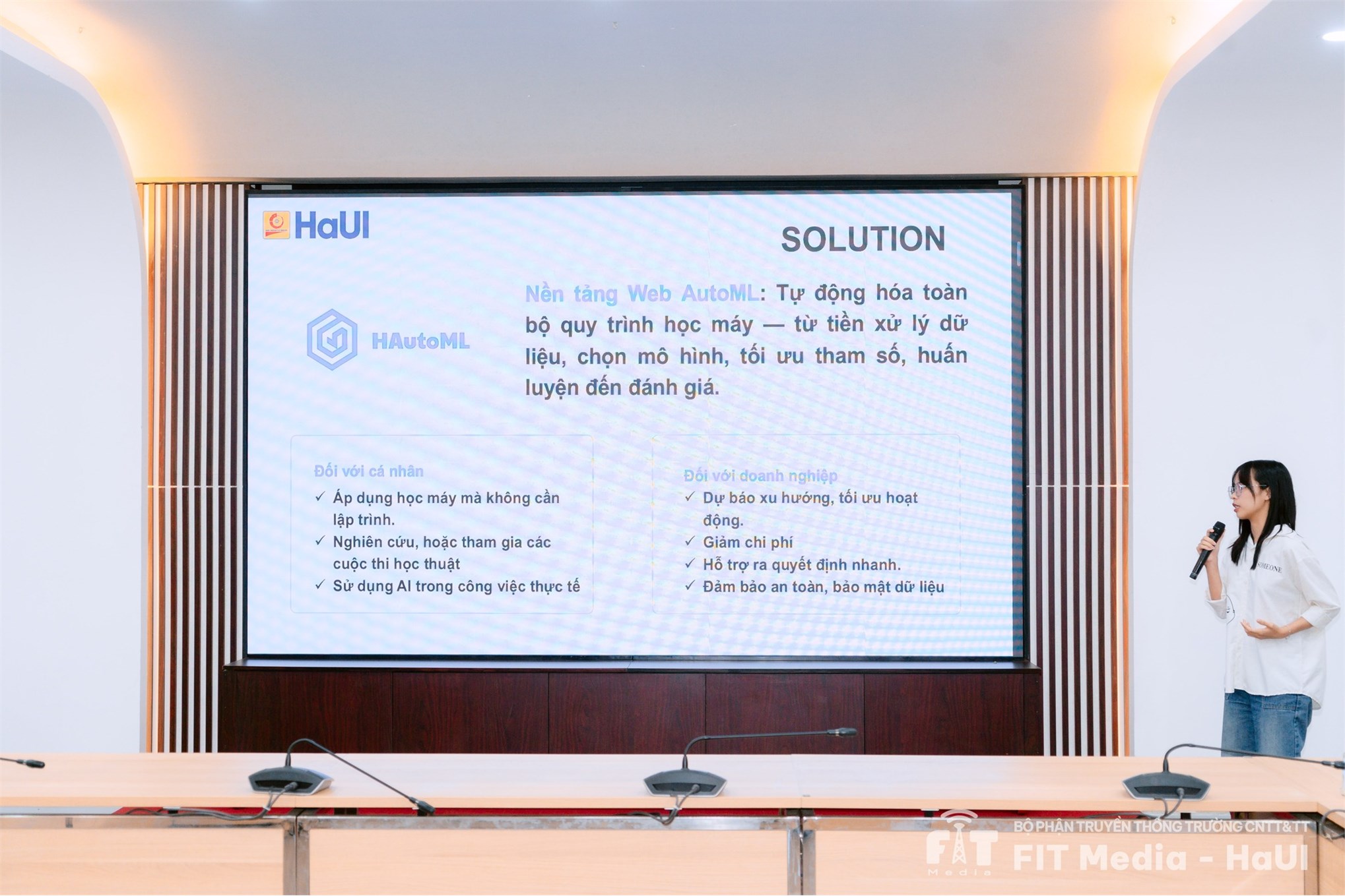 HAutoML – Niềm tự hào của SICT tại HaUI Startup Mindset 2025