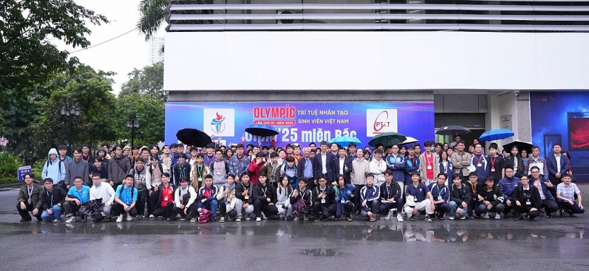 Chúc mừng các đội thi của SICT tại OLP AI'25 khu vực miền Bắc