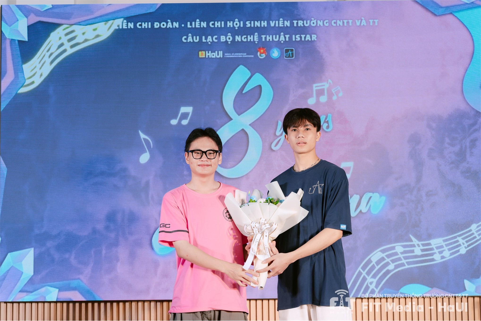 Chúc mừng sinh nhật 8 tuổi ISTAR - Hành trình của đam mê, của ánh sáng và của những tiếng vọng hào quang