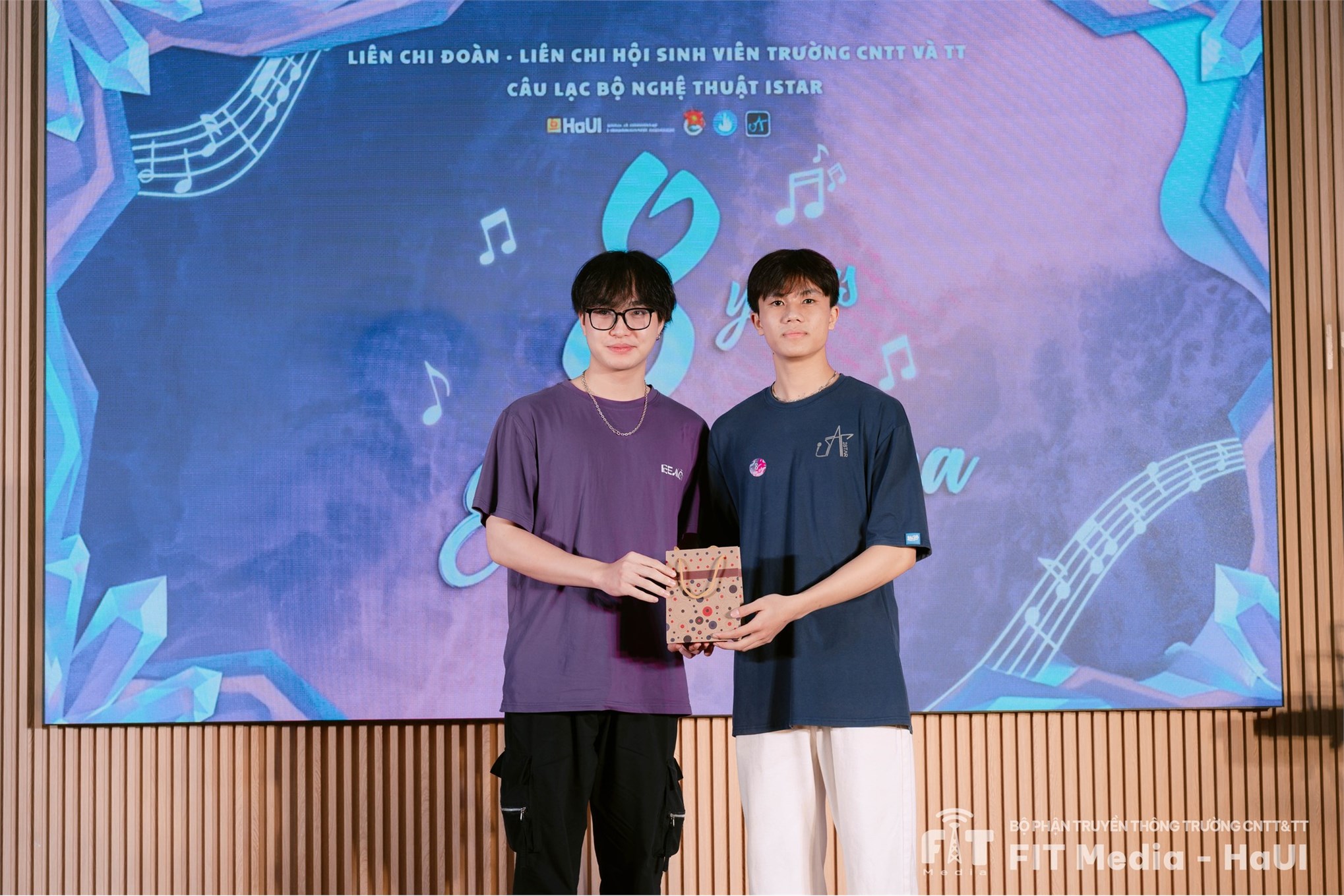 Chúc mừng sinh nhật 8 tuổi ISTAR - Hành trình của đam mê, của ánh sáng và của những tiếng vọng hào quang