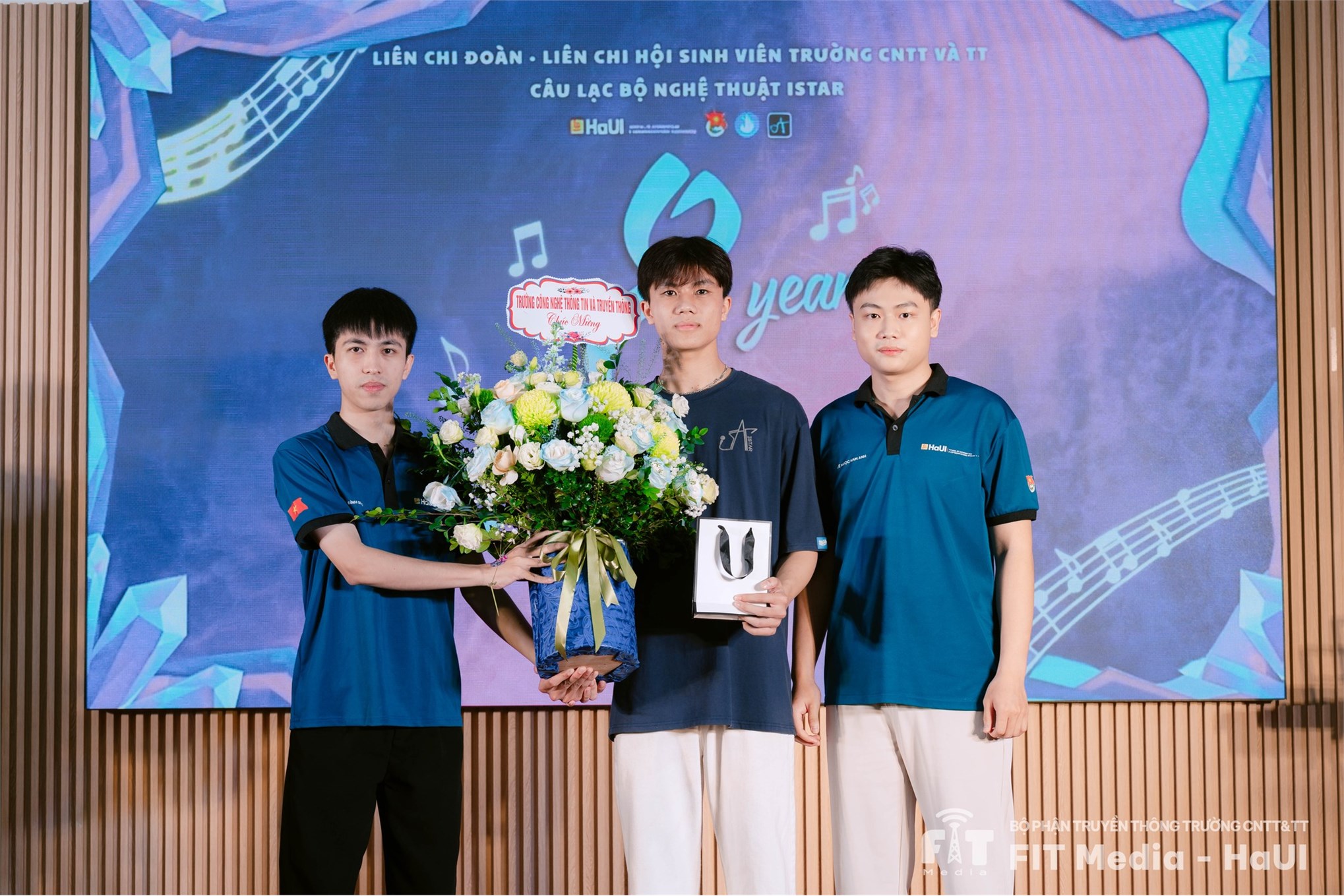 Chúc mừng sinh nhật 8 tuổi ISTAR - Hành trình của đam mê, của ánh sáng và của những tiếng vọng hào quang