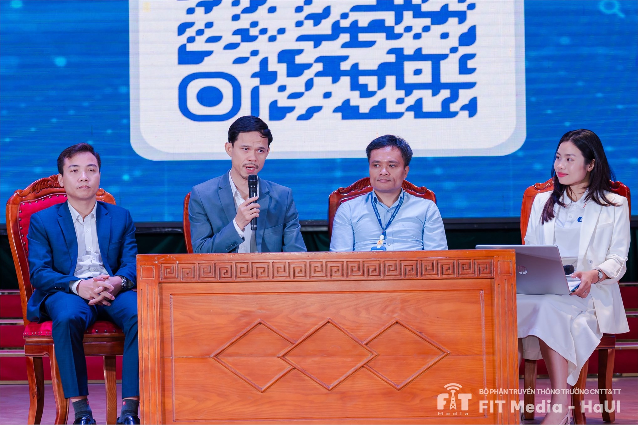 Hội thảo “Hành trình nghề Dev giữa làn sóng AI”