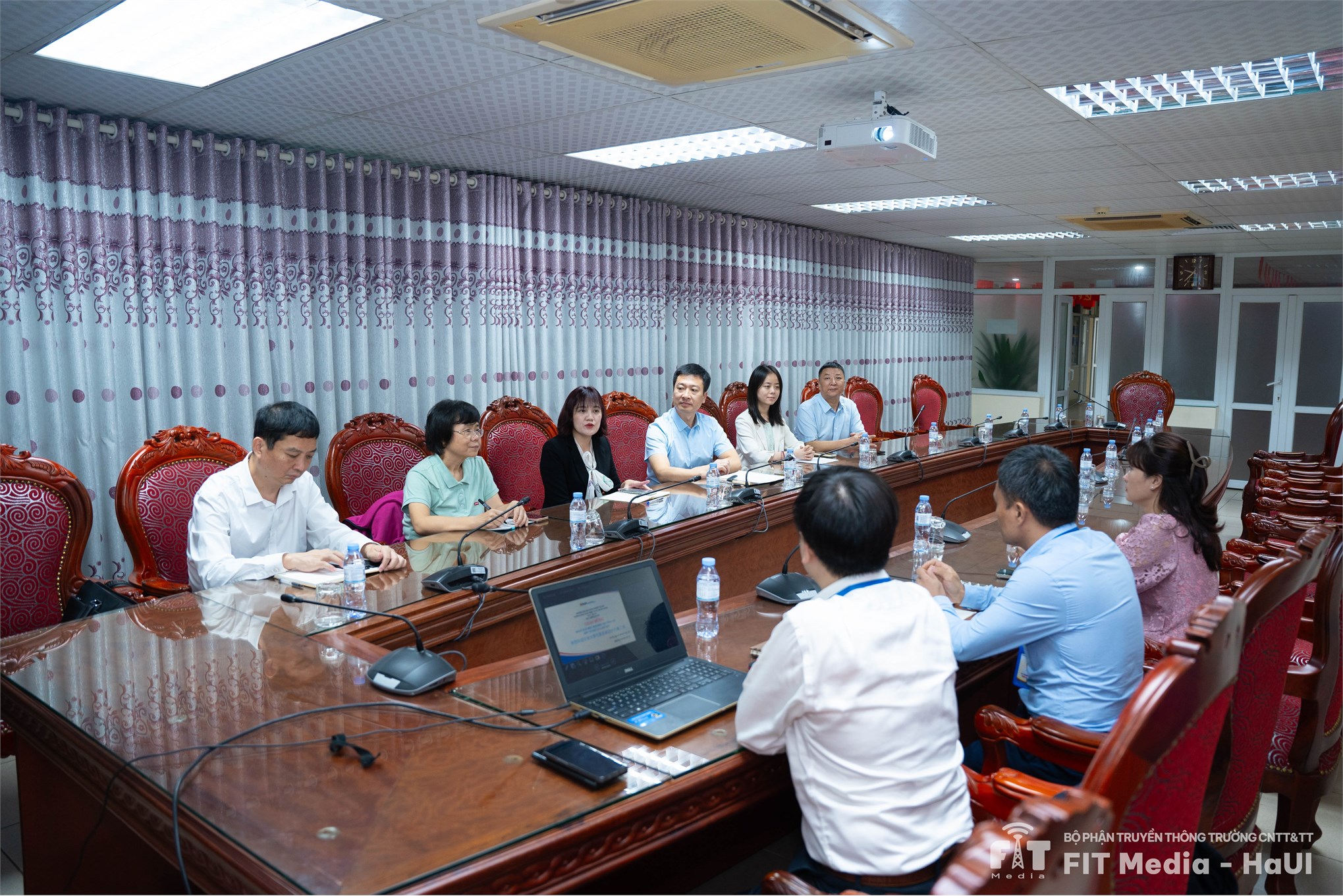 SICT-HaUI tiếp đón và làm việc với đoàn công tác Đại học Chang An – Trung Quốc: Thúc đẩy hợp tác giáo dục quốc tế