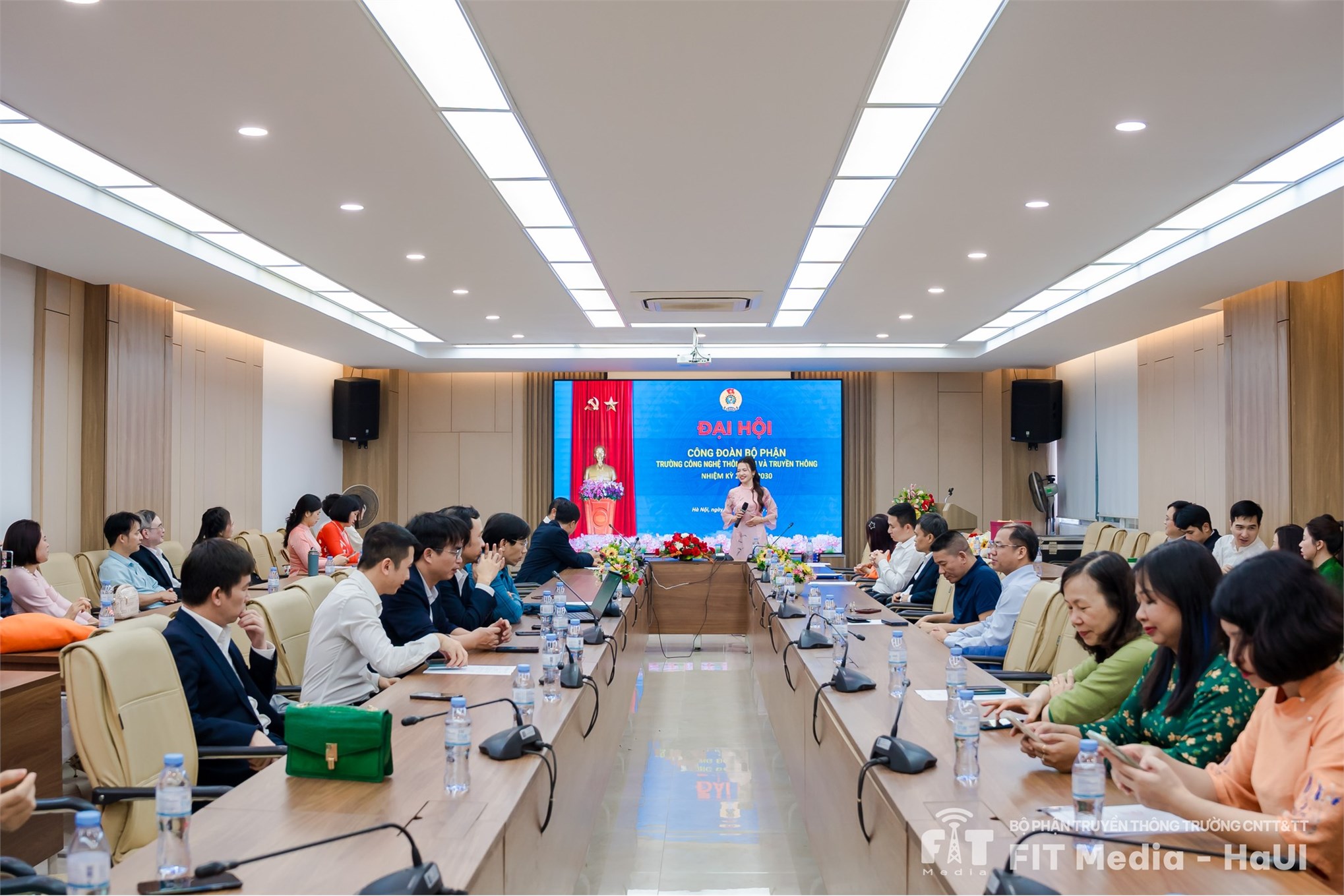 Đại hội công đoàn bộ phận Trường Công nghệ thông tin và Truyền thông nhiệm kỳ 2025–2030 diễn ra thành công tốt đẹp