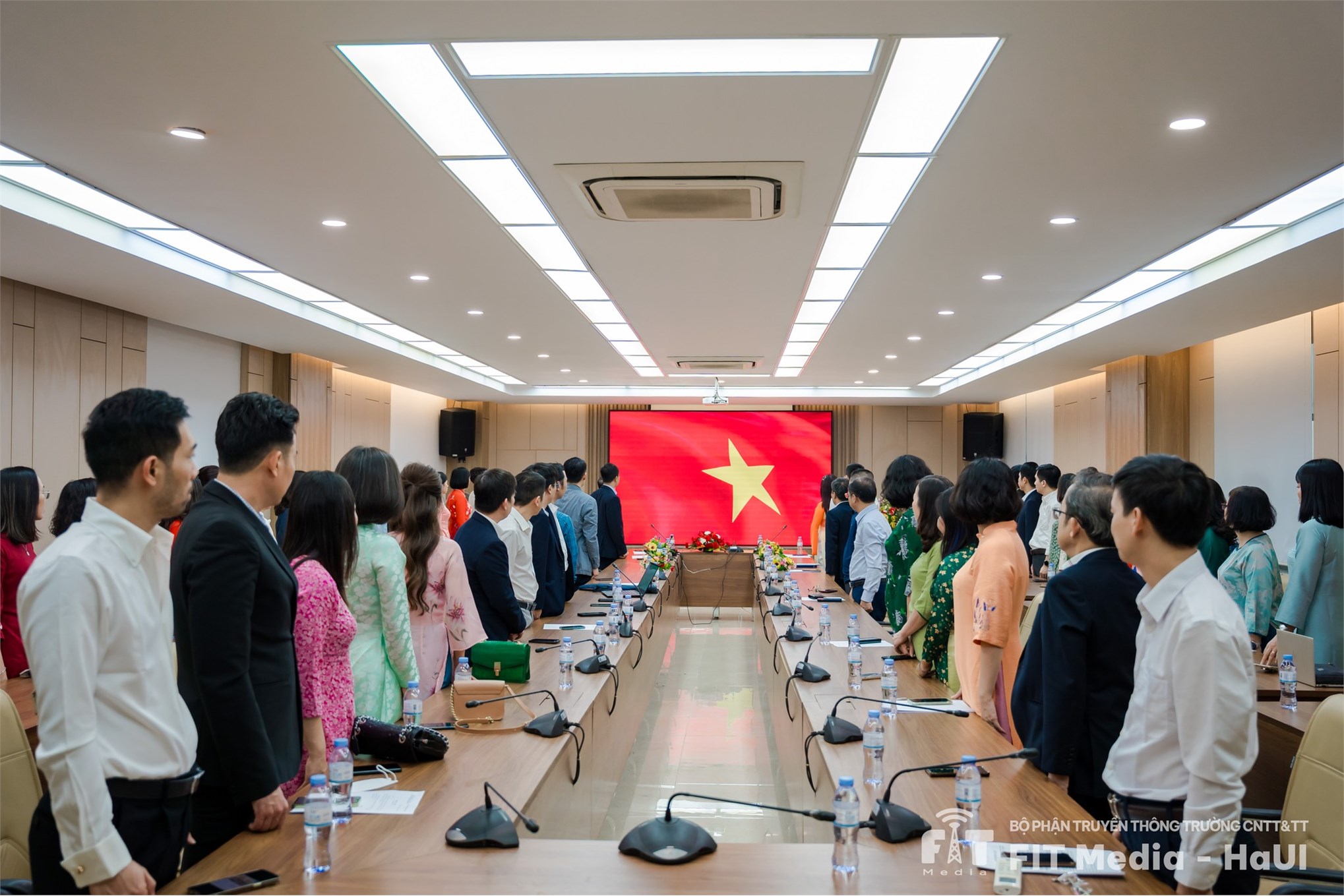 Đại hội công đoàn bộ phận Trường Công nghệ thông tin và Truyền thông nhiệm kỳ 2025–2030 diễn ra thành công tốt đẹp