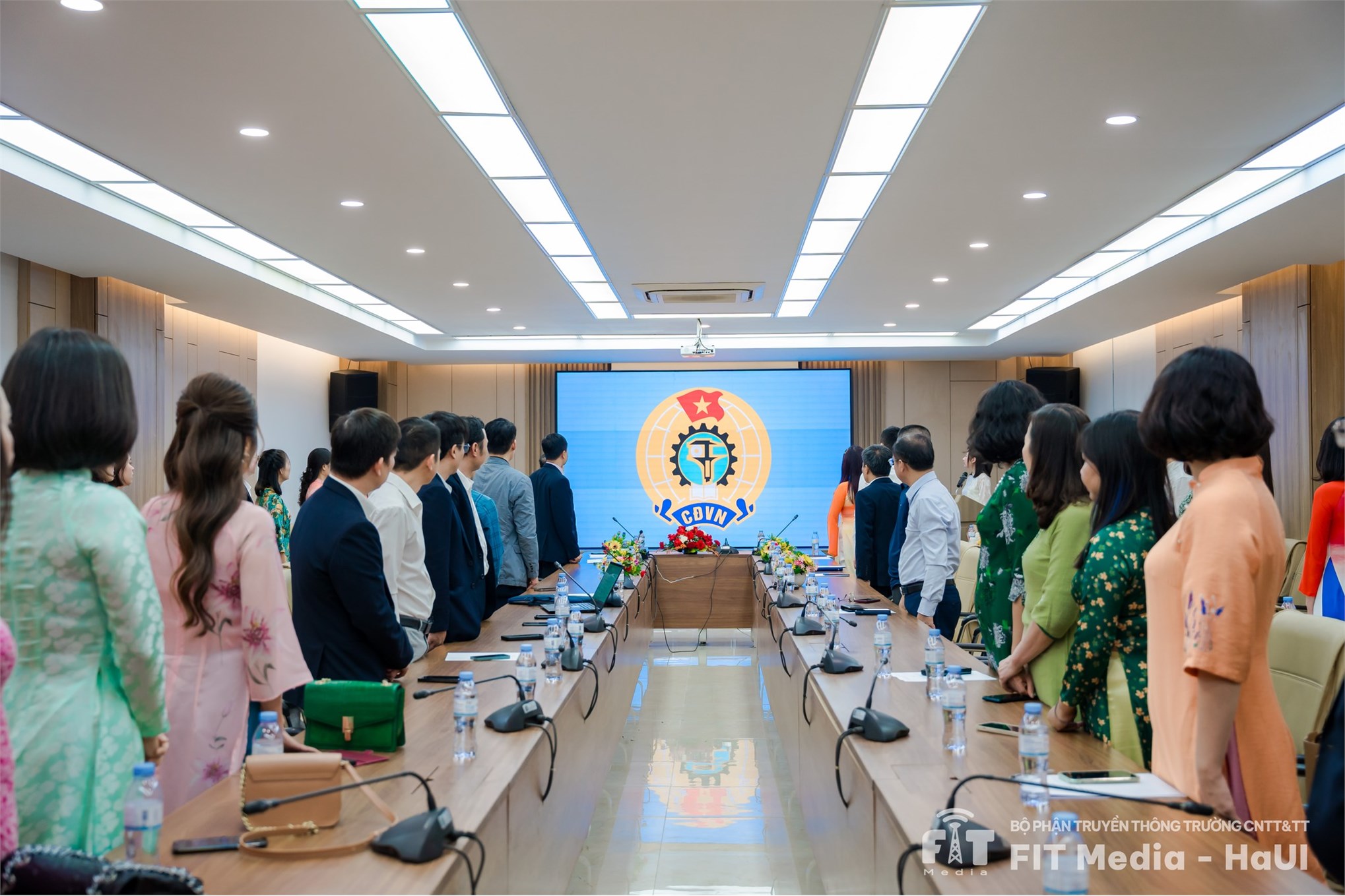 Đại hội công đoàn bộ phận Trường Công nghệ thông tin và Truyền thông nhiệm kỳ 2025–2030 diễn ra thành công tốt đẹp