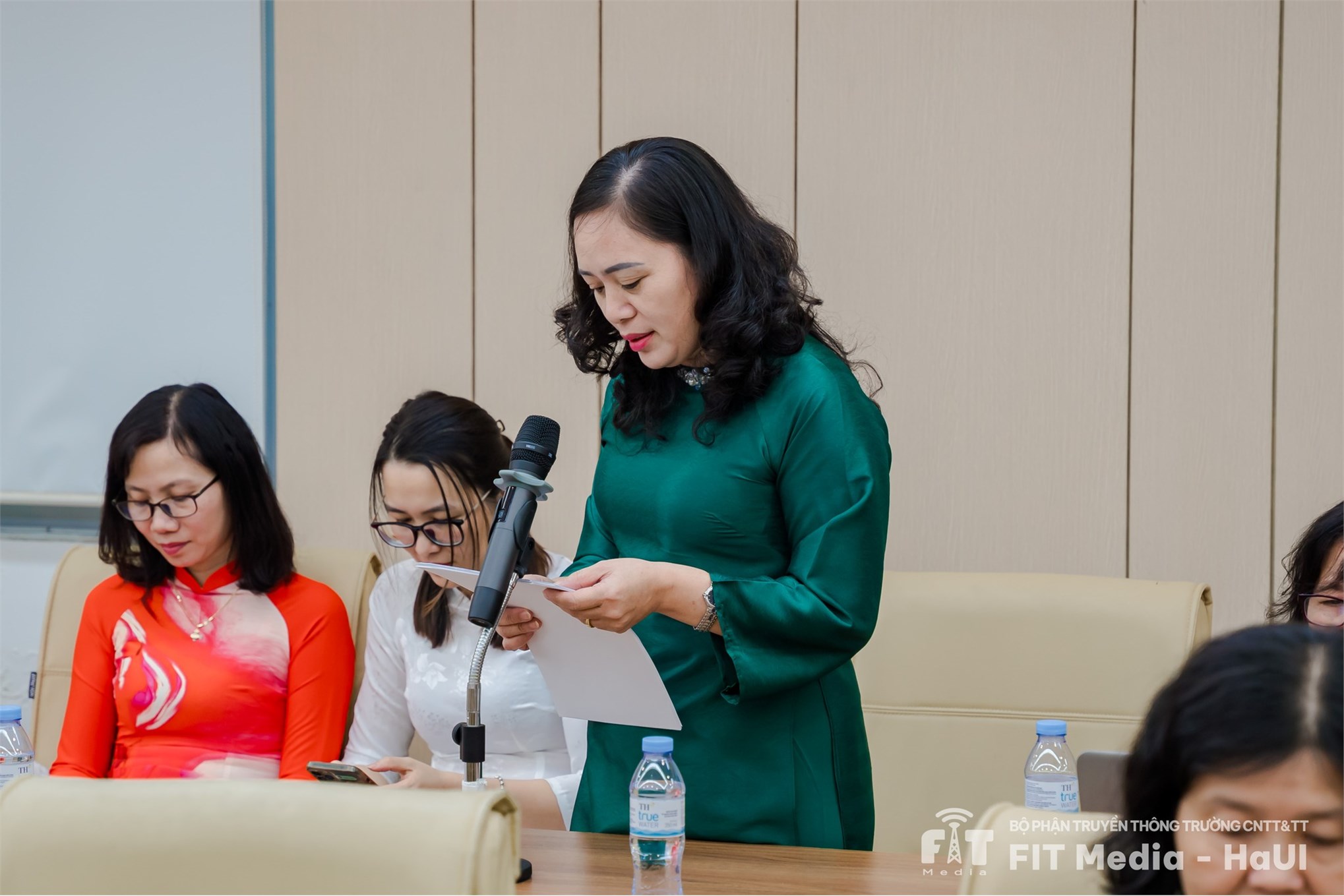 Đại hội công đoàn bộ phận Trường Công nghệ thông tin và Truyền thông nhiệm kỳ 2025–2030 diễn ra thành công tốt đẹp