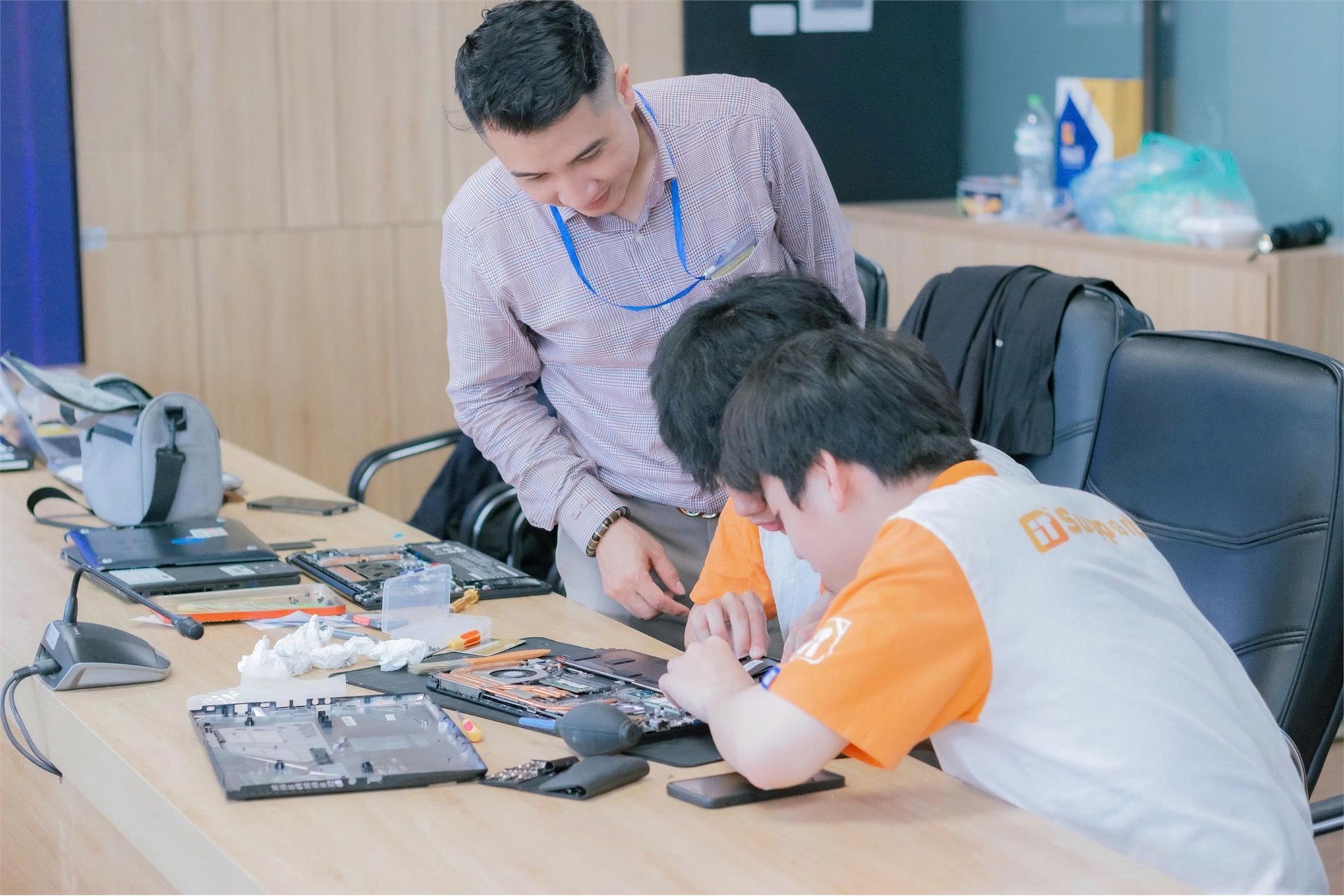 Tổng hợp các bài dự thi cuộc thi “sict teachers' day”