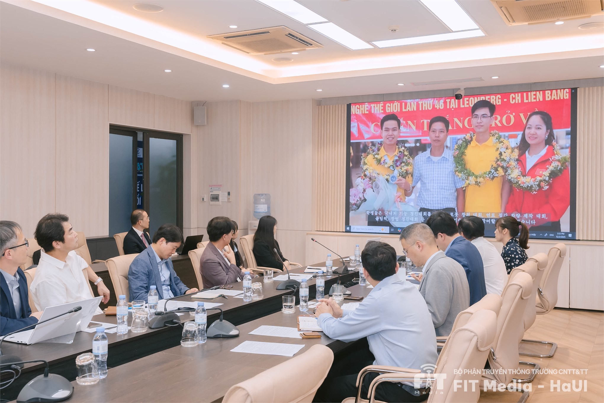 HaUI tiếp và làm việc với Đoàn chuyên gia Hàn Quốc trong khuôn khổ chương trình hợp tác ODA