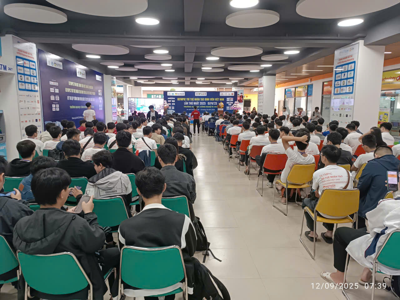 Đội tuyển Olympic tin học sinh viên – SICT HaUI tự tin sẵn sàng chinh phục đấu trường OLPAI’25