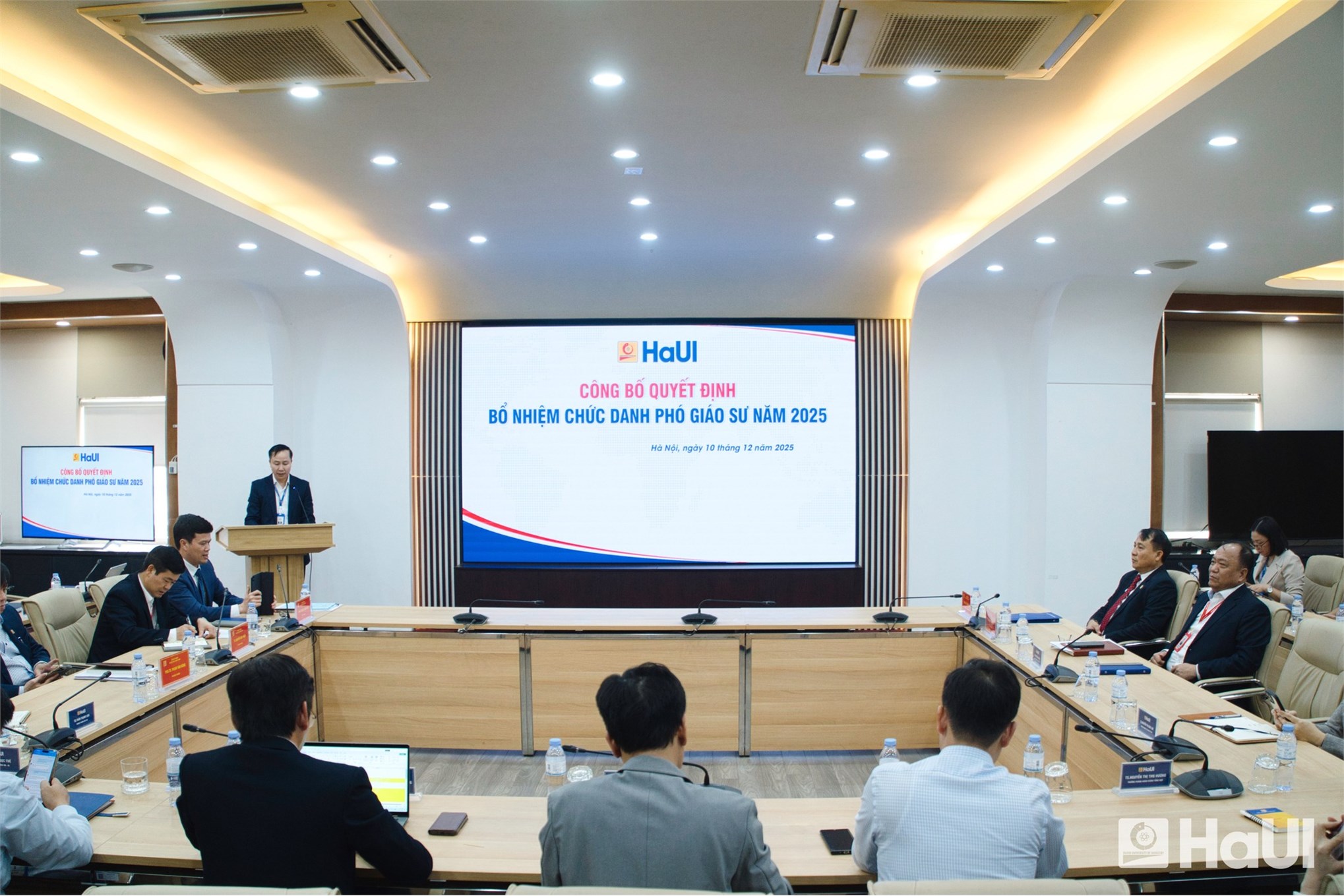 Tôn vinh tân Phó Giáo sư năm 2025 – SICT khẳng định tầm vóc học thuật trong hệ thống Đại học Công nghiệp Hà Nội