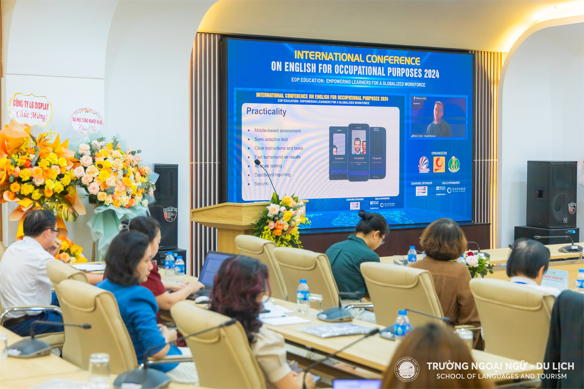 Đào tạo nền tảng Khoa học Máy tính: Thuật toán, hệ điều hành và tư duy tính toán trong chương trình tiếng Anh tại HAUI