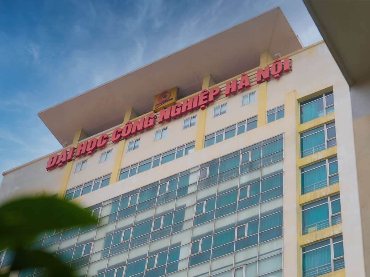 Trường đại học Công nghiệp Hà Nội chính thức chuyển thành Đại học Công nghiệp Hà Nội