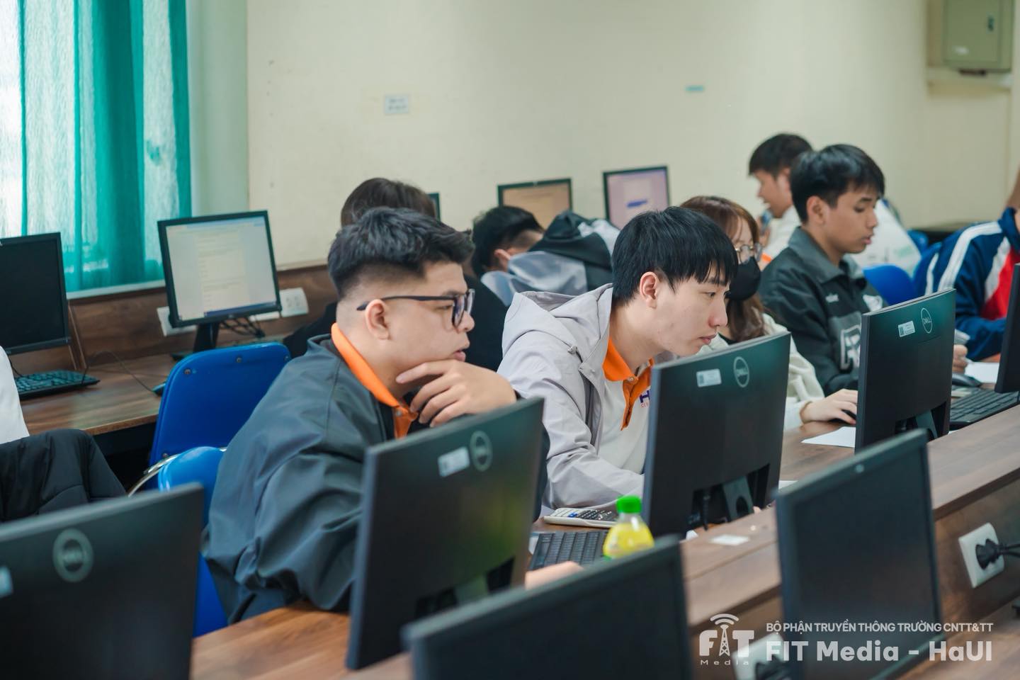 Vòng sơ khảo cuộc thi bảo mật thông tin I-SEC: Những khoảnh khắc tập trung, bản lĩnh và quyết tâm chinh phục thử thách