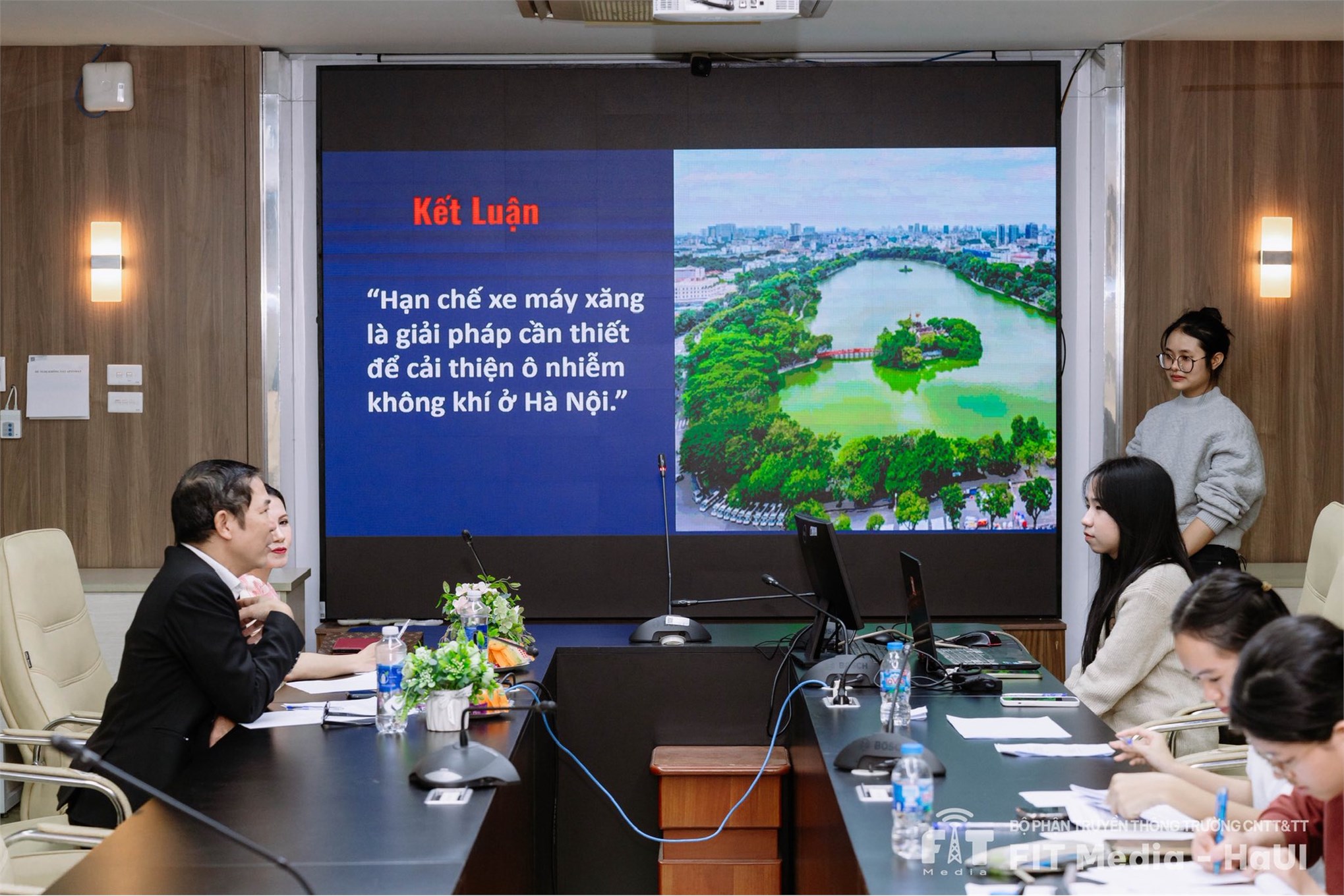 Chung kết cuộc thi hùng biện AI-POF - Bản lĩnh lập luận, lan tỏa tư duy trí tuệ nhân tạo