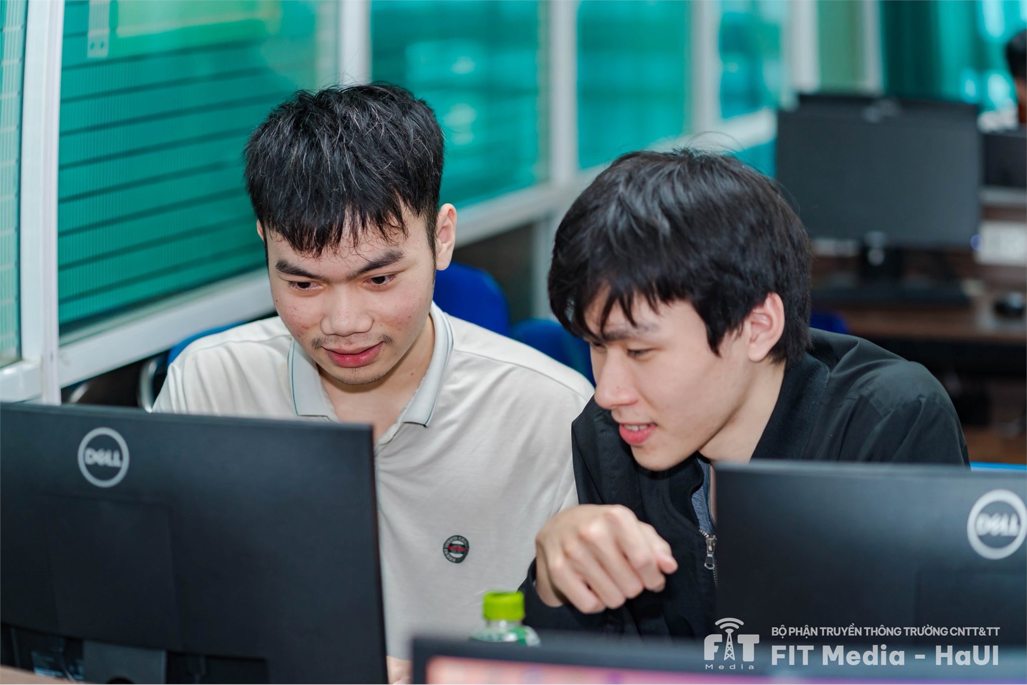 Tư duy thuật toán lên ngôi tại vòng chung kết cuộc thi AI-TANK