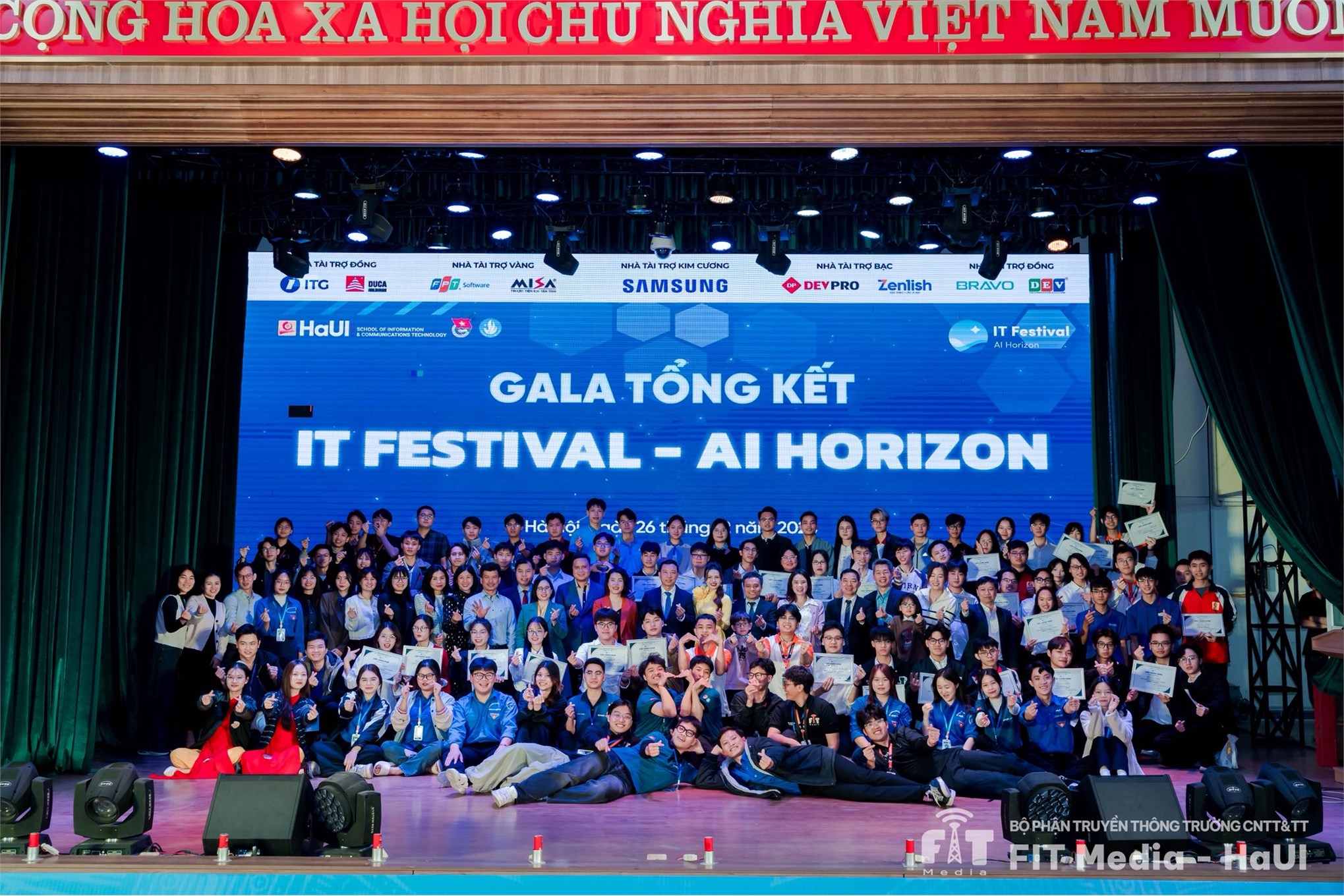 Tổng kết Gala IT Festival – AI Horizon: Hành trình của đam mê, sáng tạo và khát vọng bứt phá