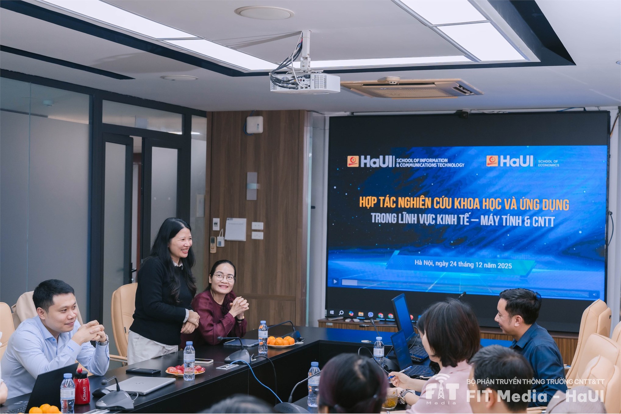 Họp trao đổi hợp tác nghiên cứu liên ngành CNTT – Kinh tế, Tài chính và Quản trị: Mở rộng kết nối, thúc đẩy ứng dụng thực tiễn