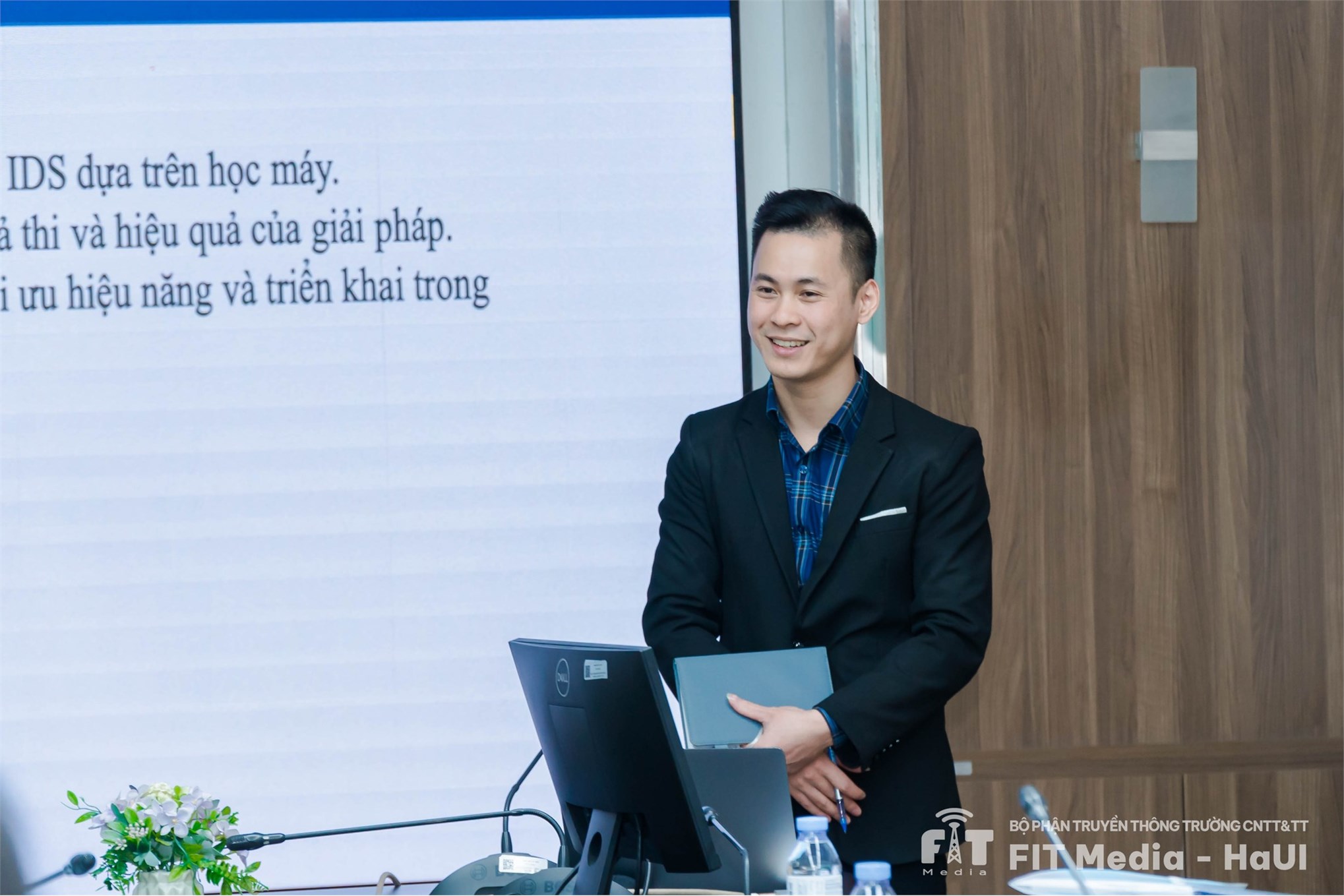 Hội đồng bảo vệ đề án tốt nghiệp Thạc sĩ ngành Hệ thống thông tin đợt 1 và đợt 2, Khóa 14